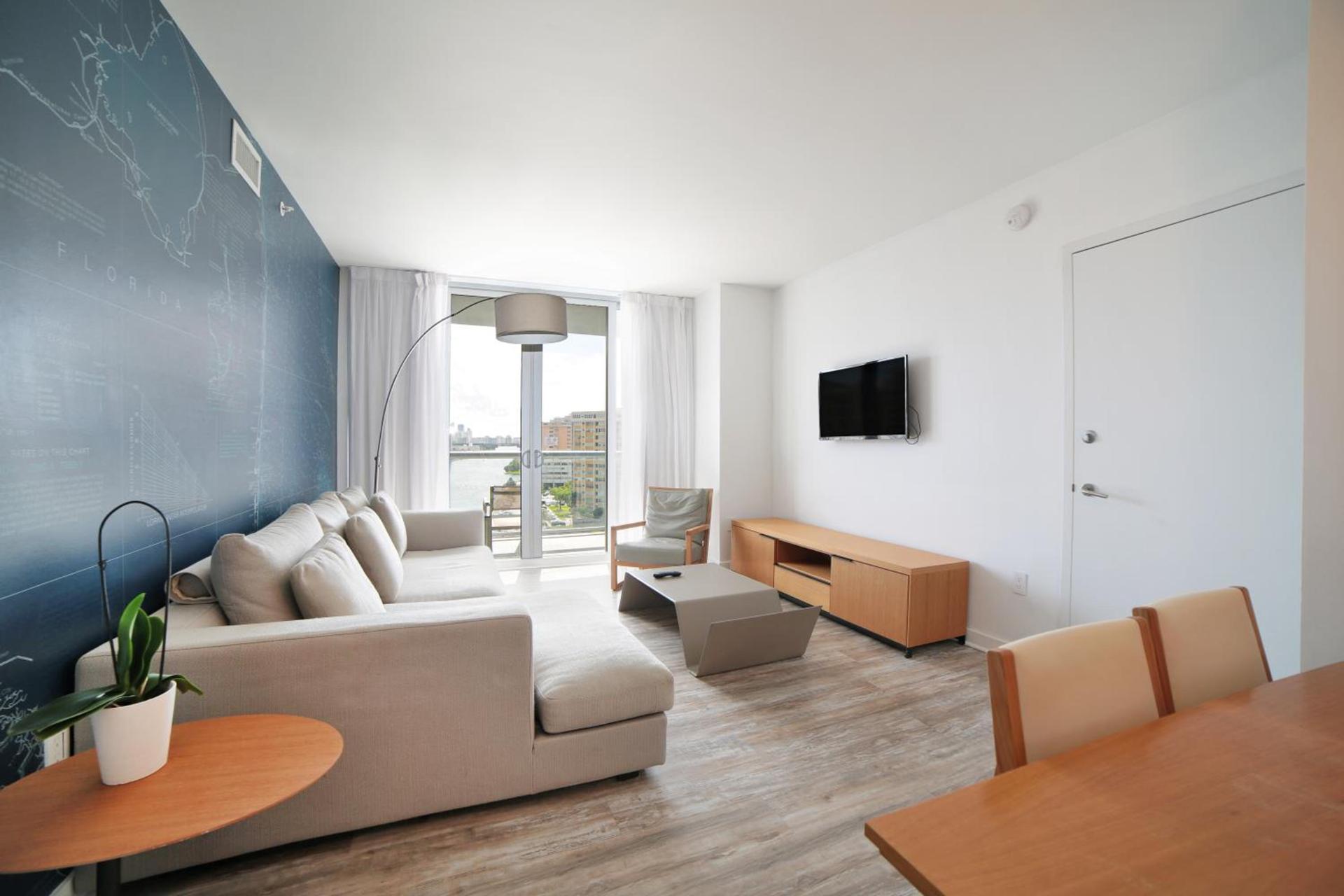 Private Ocean Luxury Condos at Beachwalk Resort photo 12