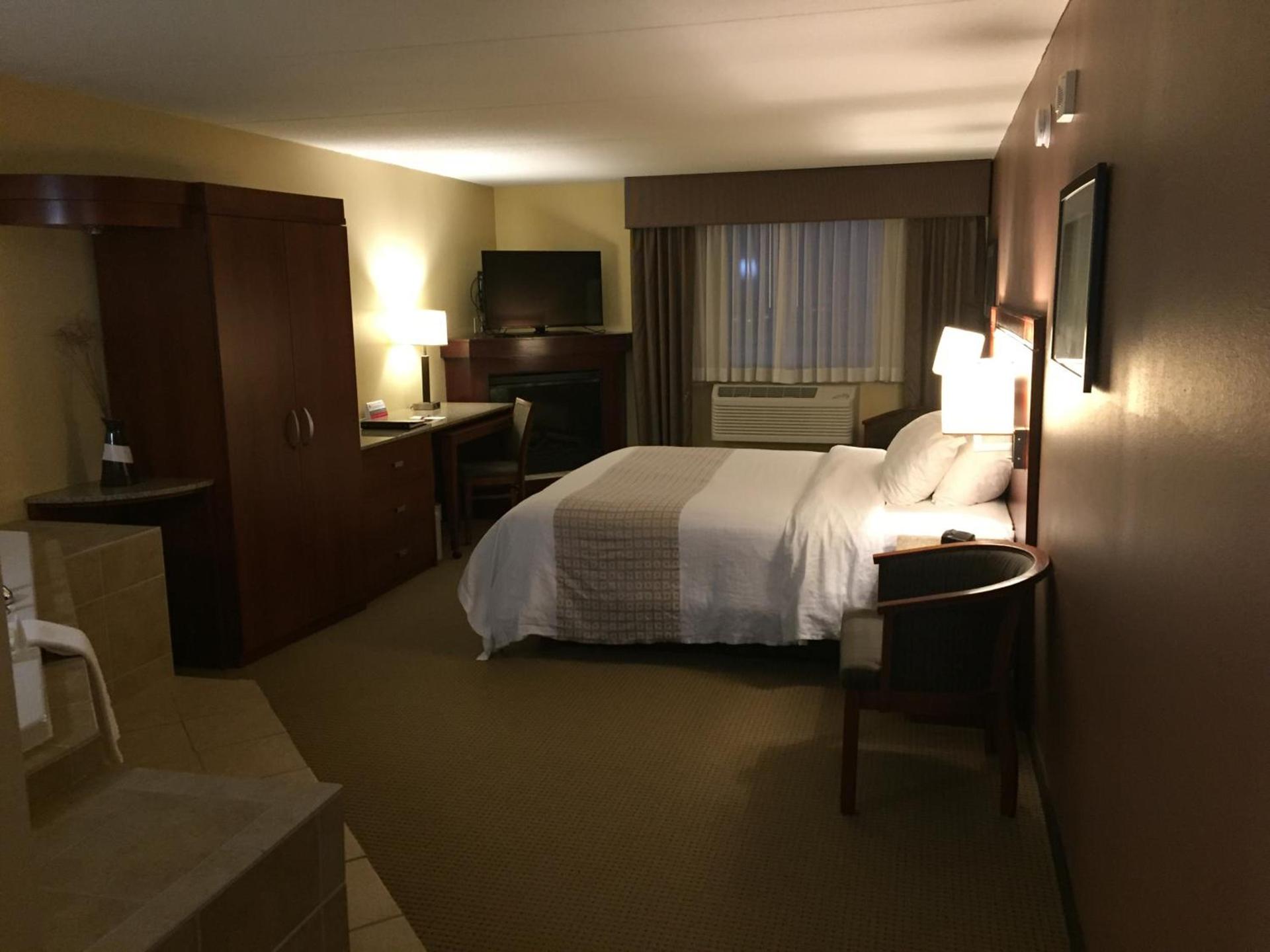 Canad Inns Destination Center Grand Forks photo 28