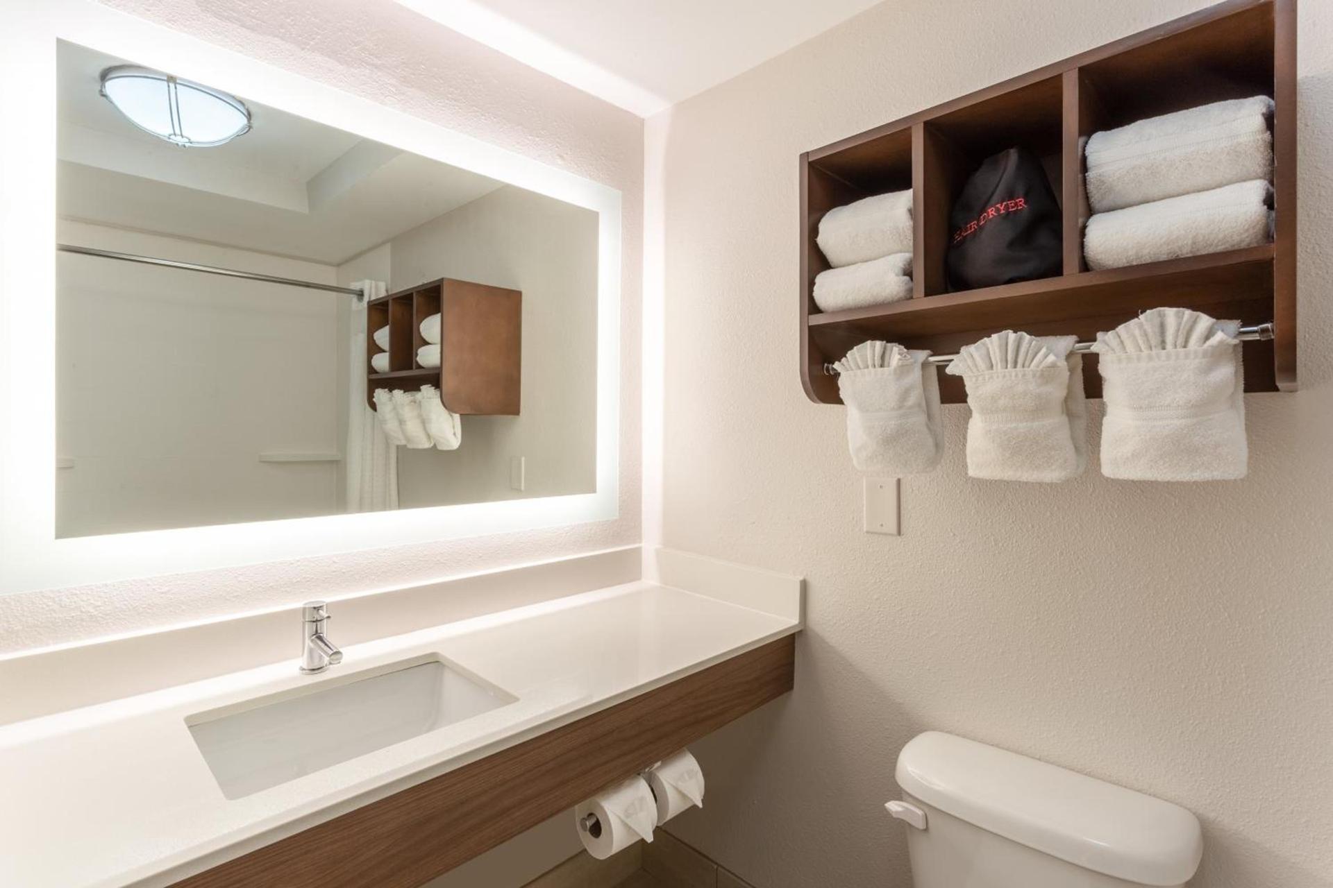 Holiday Inn Express Scottsburg by IHG photo 14