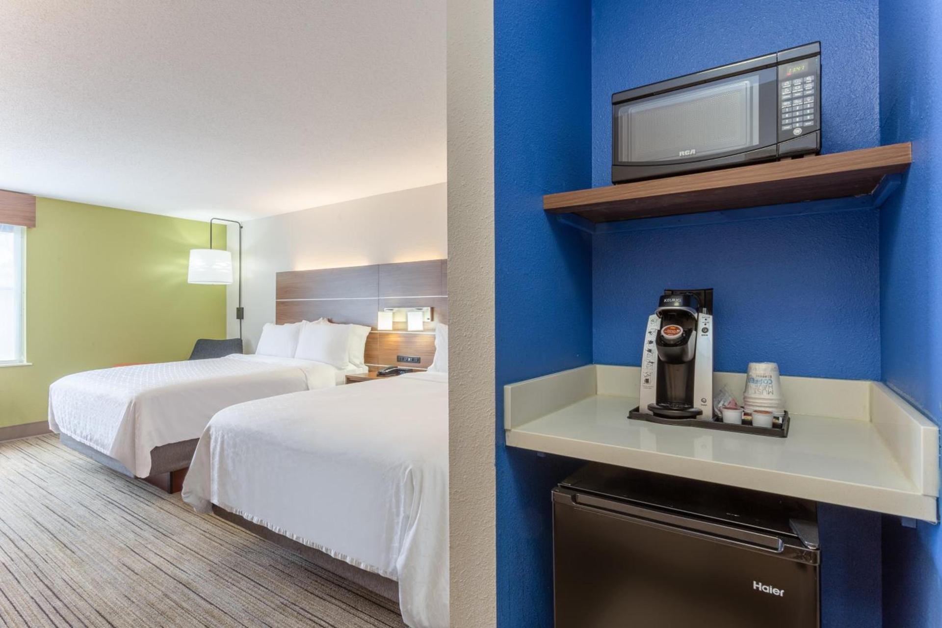 Holiday Inn Express Scottsburg by IHG photo 38