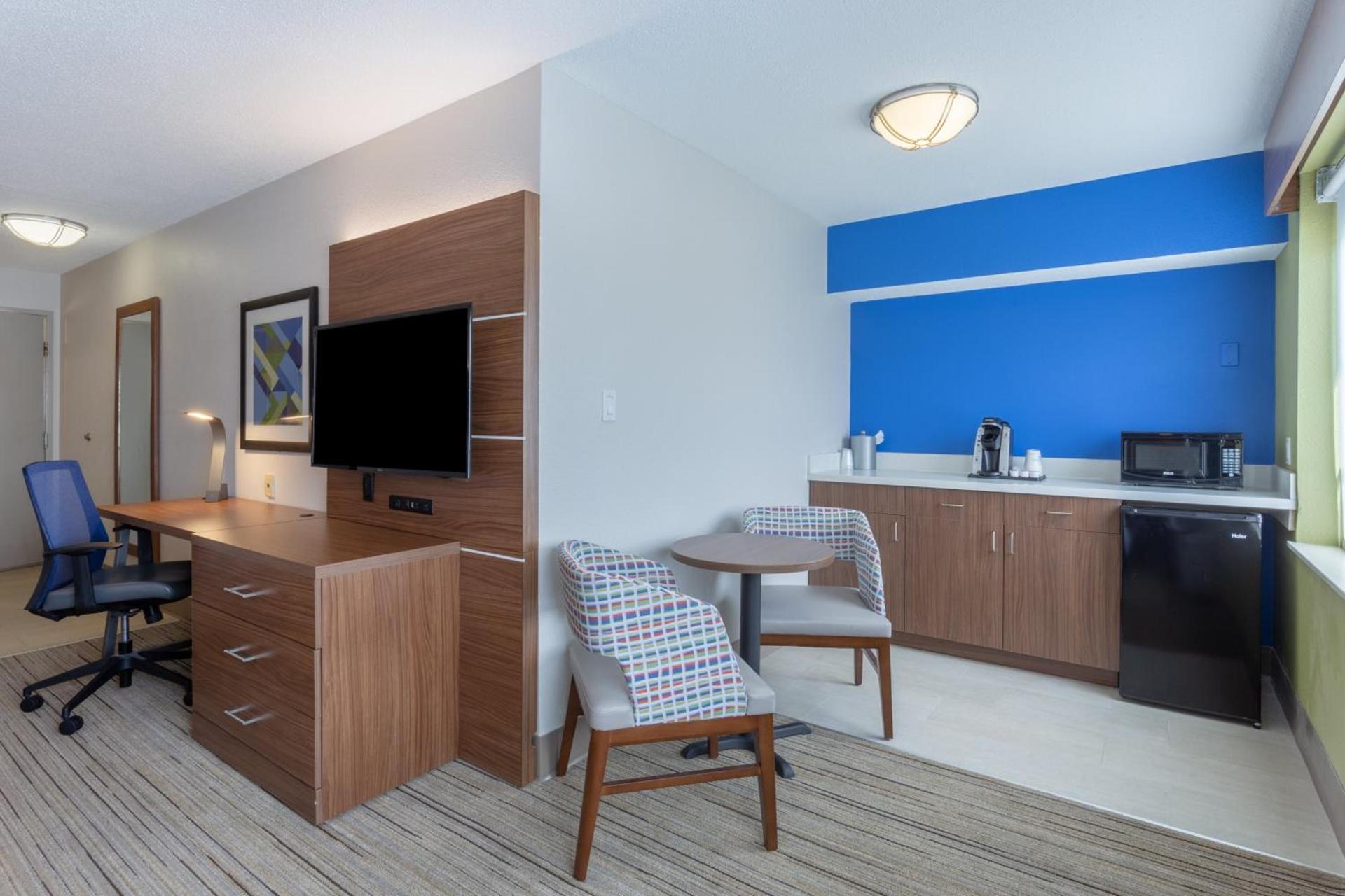 Holiday Inn Express Scottsburg by IHG photo 15