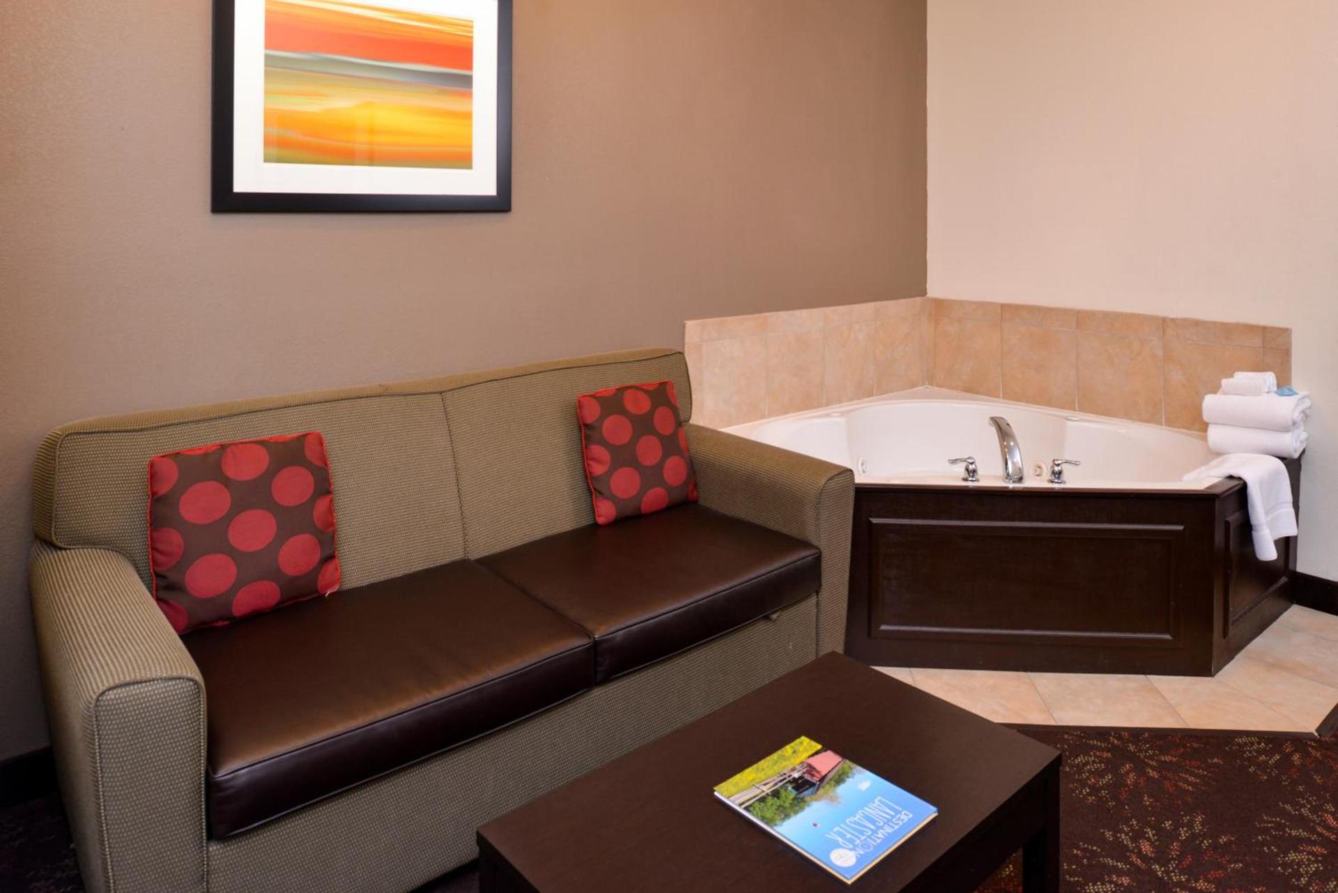 Holiday Inn Express Hotel & Suites Lancaster-Lititz by IHG photo 23