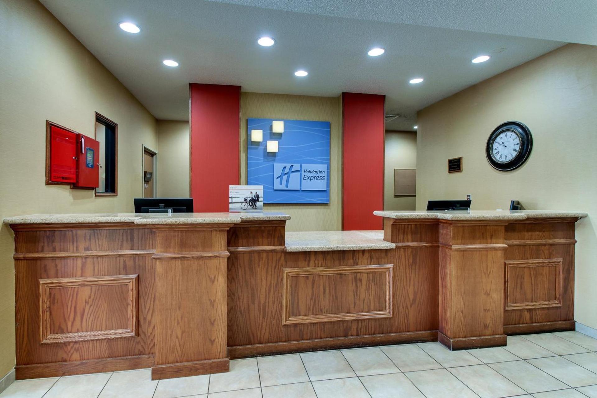 Holiday Inn Express Hotel & Suites Lancaster-Lititz by IHG photo 3