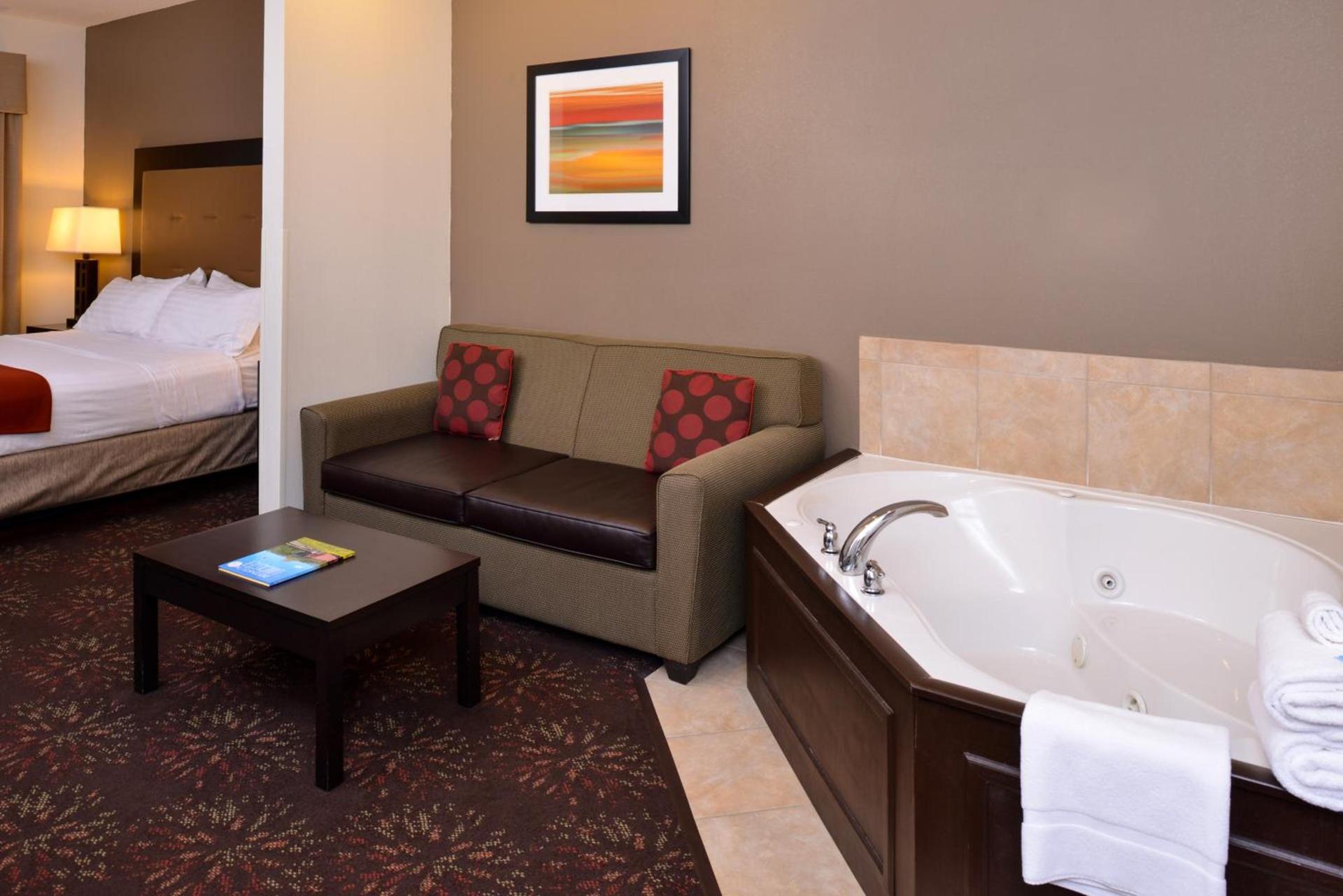 Holiday Inn Express Hotel & Suites Lancaster-Lititz by IHG photo 26