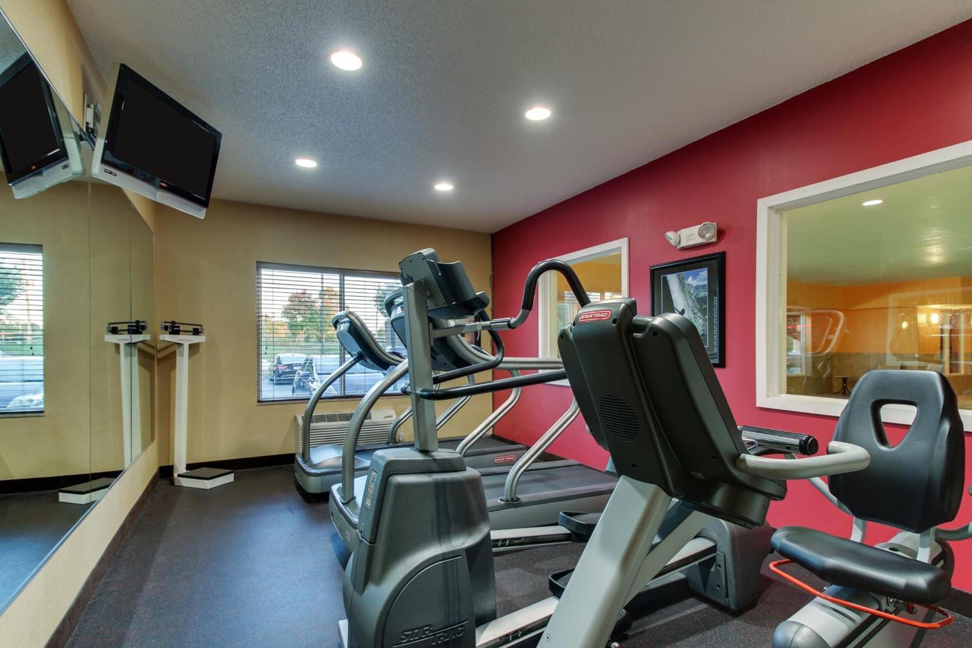 Holiday Inn Express Hotel & Suites Lancaster-Lititz by IHG photo 11