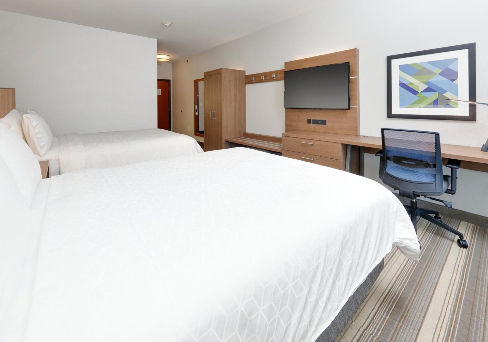 Holiday Inn Express & Suites - Denton North by IHG photo 47