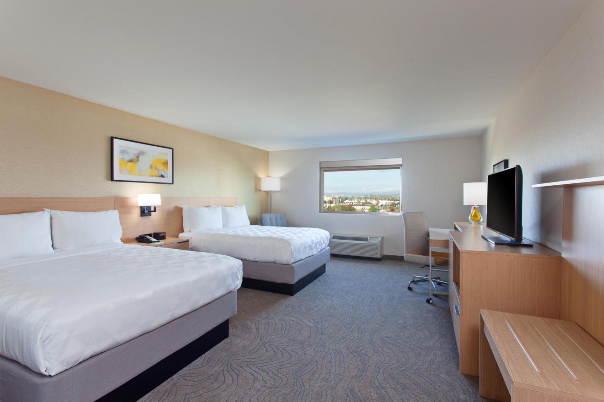 Holiday Inn Los Angeles - LAX Airport by IHG photo 38