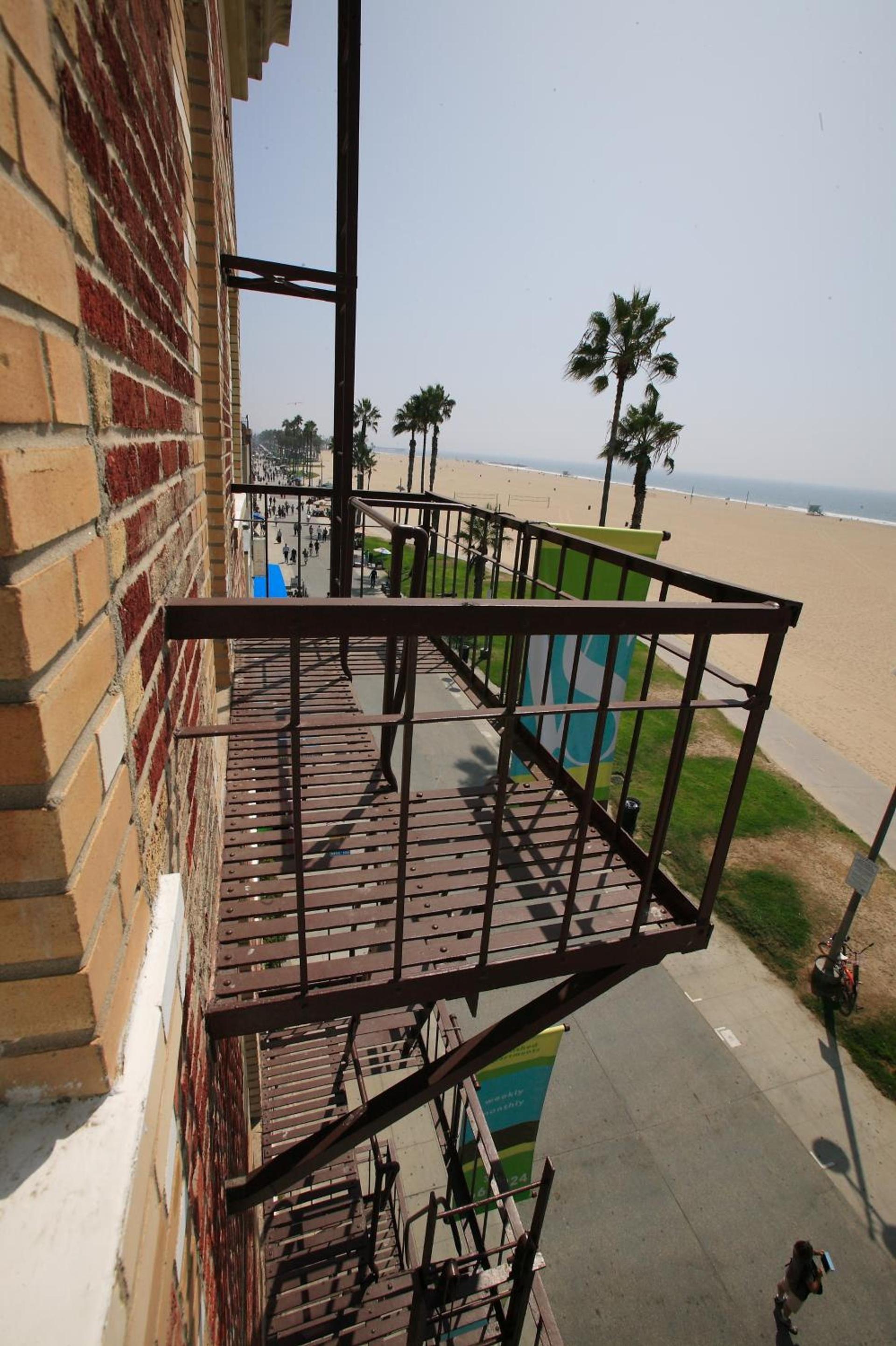 Venice Suites photo 5