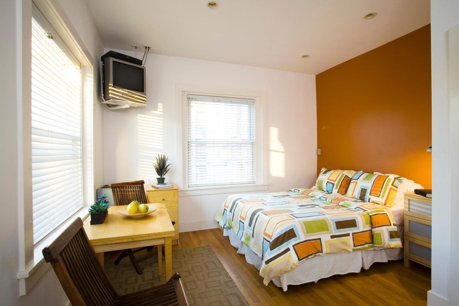 Venice Suites photo 12