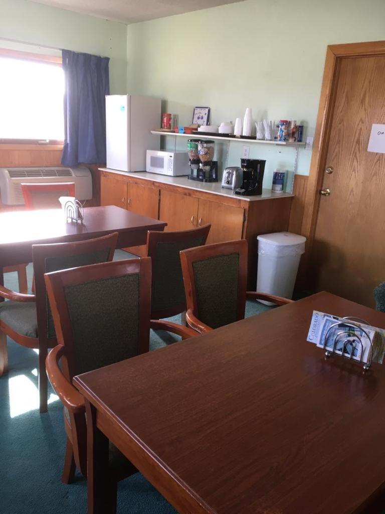 Moon Mist Motel photo 7