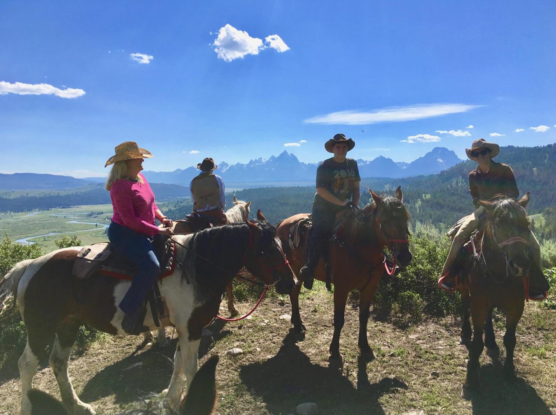 Heart Six Ranch photo 15