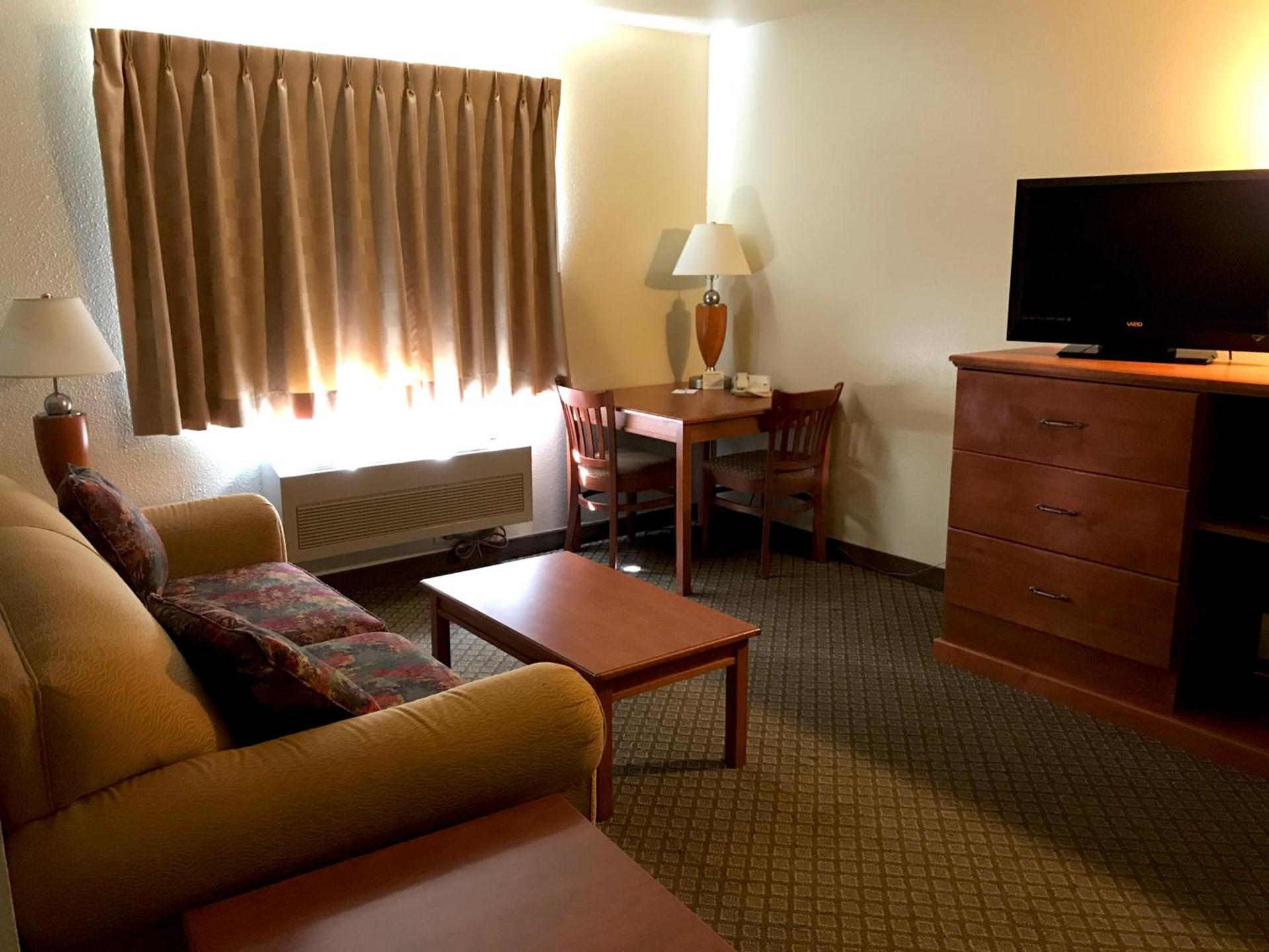 FairBridge Inn & Suites Kellogg photo 6