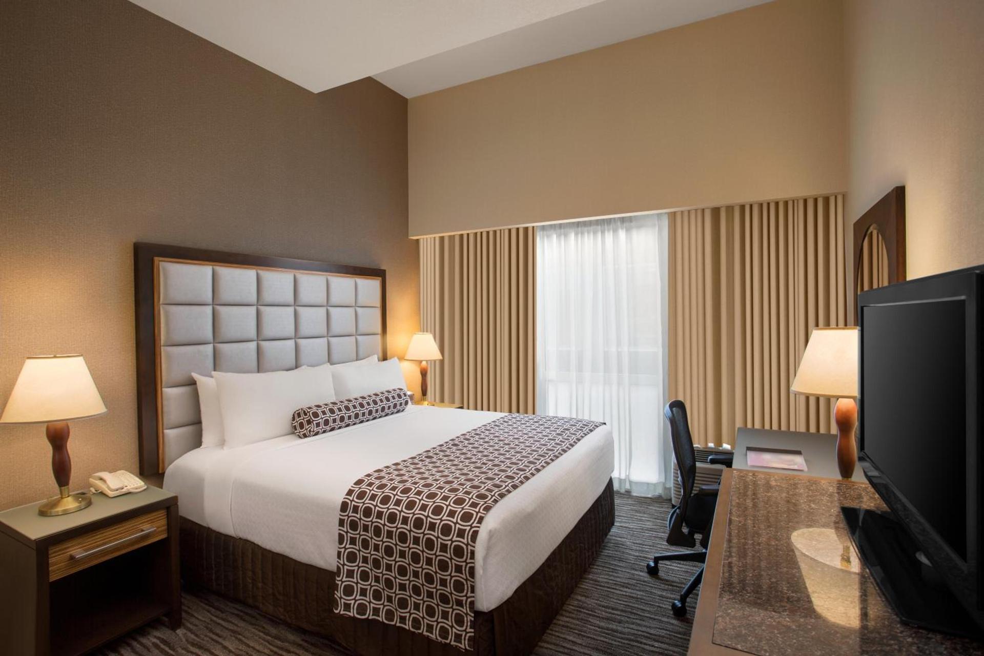 Crowne Plaza San Francisco Airport by IHG photo 13