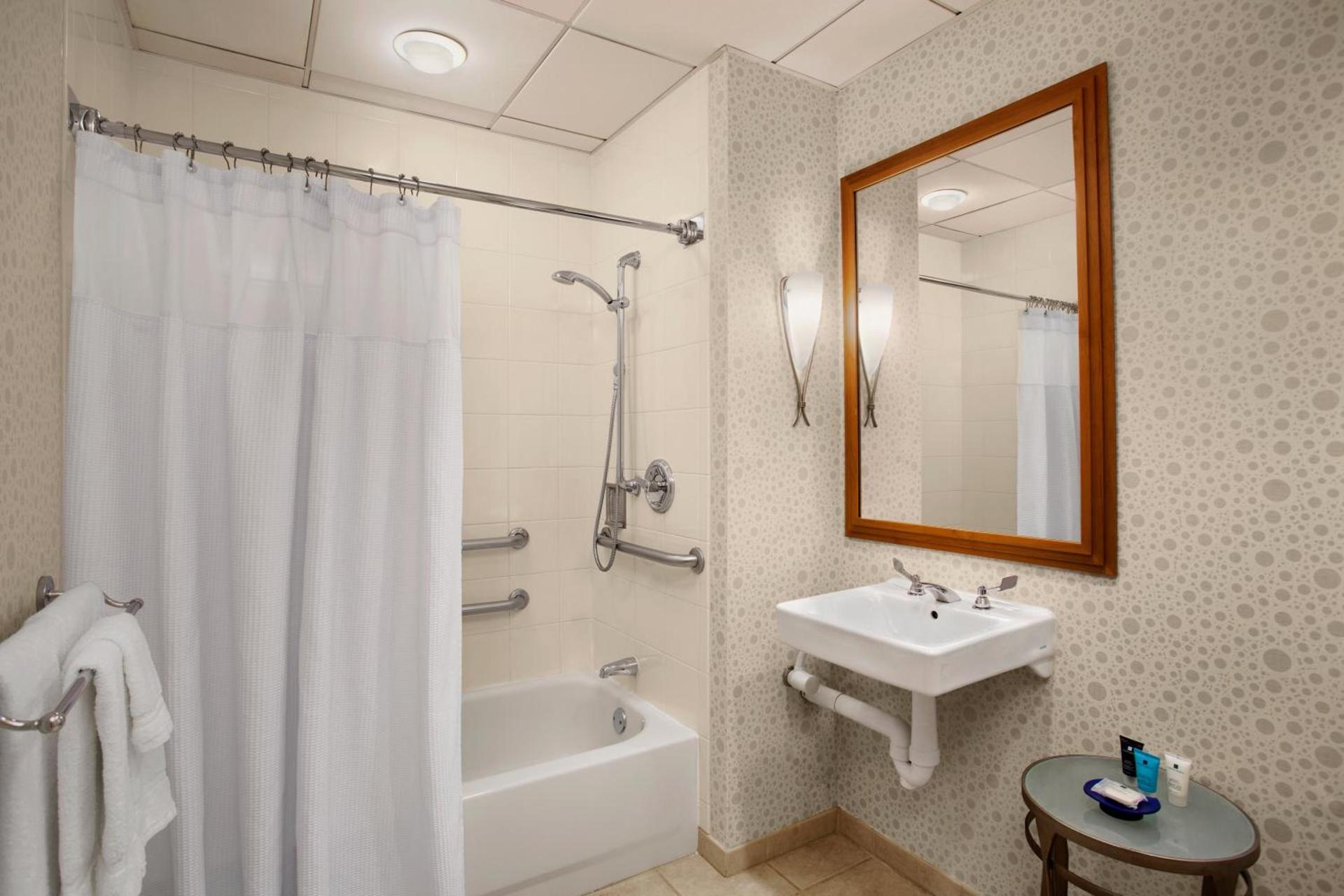 Crowne Plaza San Francisco Airport by IHG photo 14