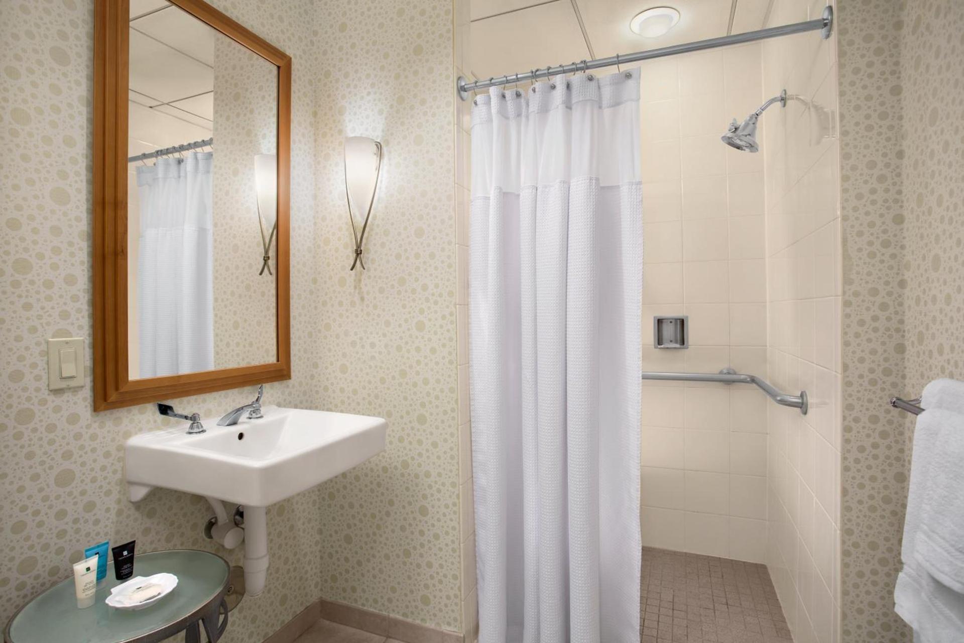 Crowne Plaza San Francisco Airport by IHG photo 8