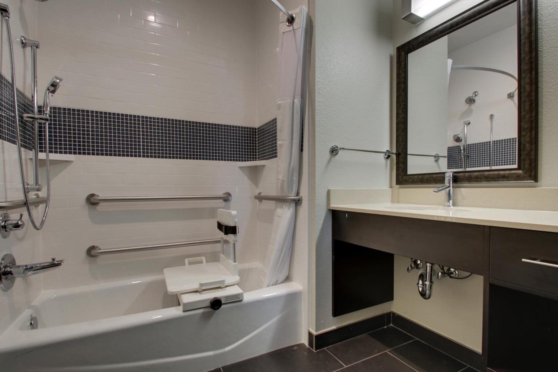 Staybridge Suites Plano - The Colony by IHG photo 17
