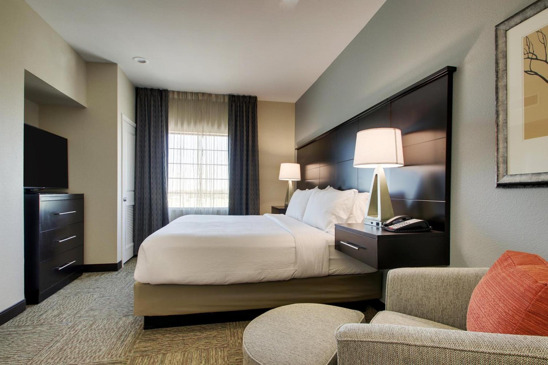 Staybridge Suites Plano - The Colony by IHG photo 43
