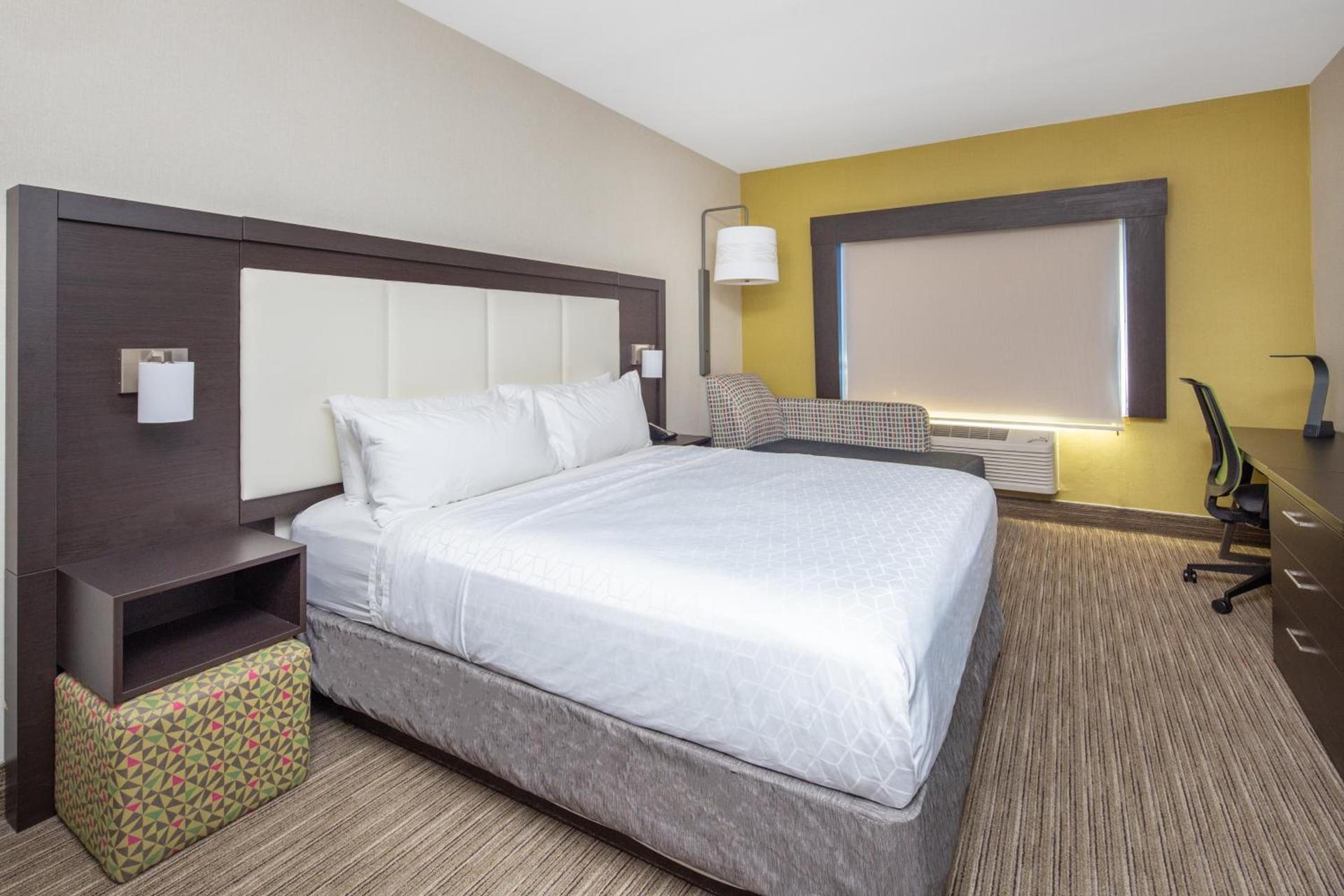 Holiday Inn Express Hotel & Suites Bishop by IHG photo 35