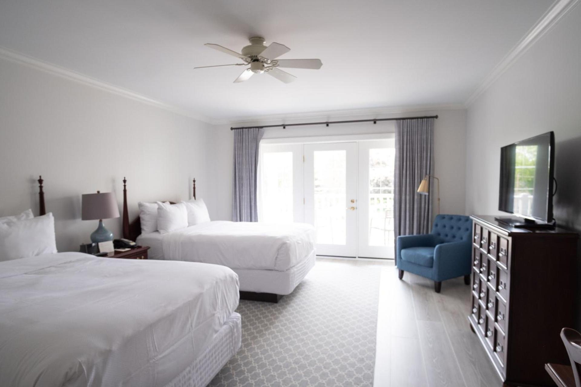 The Geneva Inn photo 16