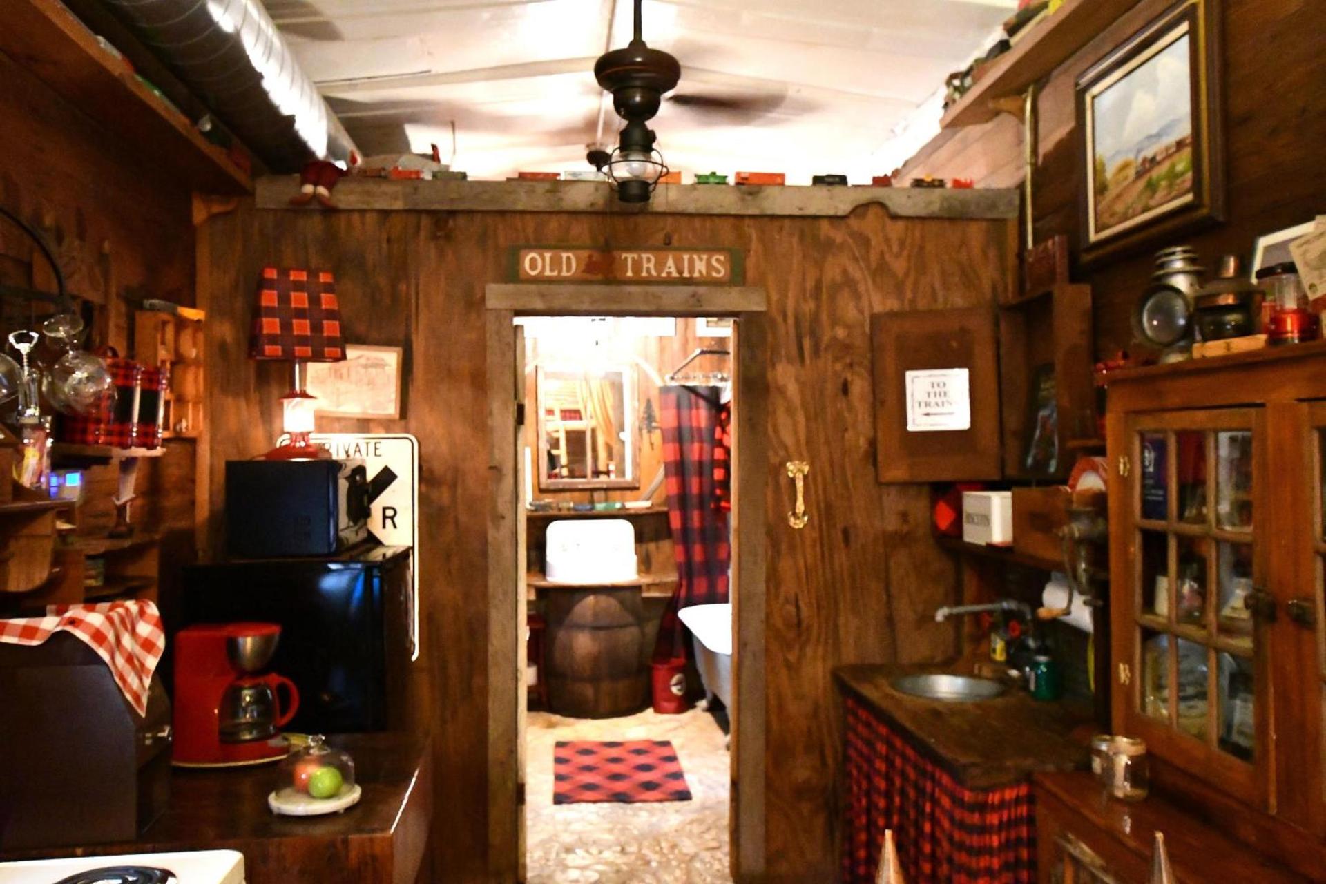 Country Woods Inn photo 12