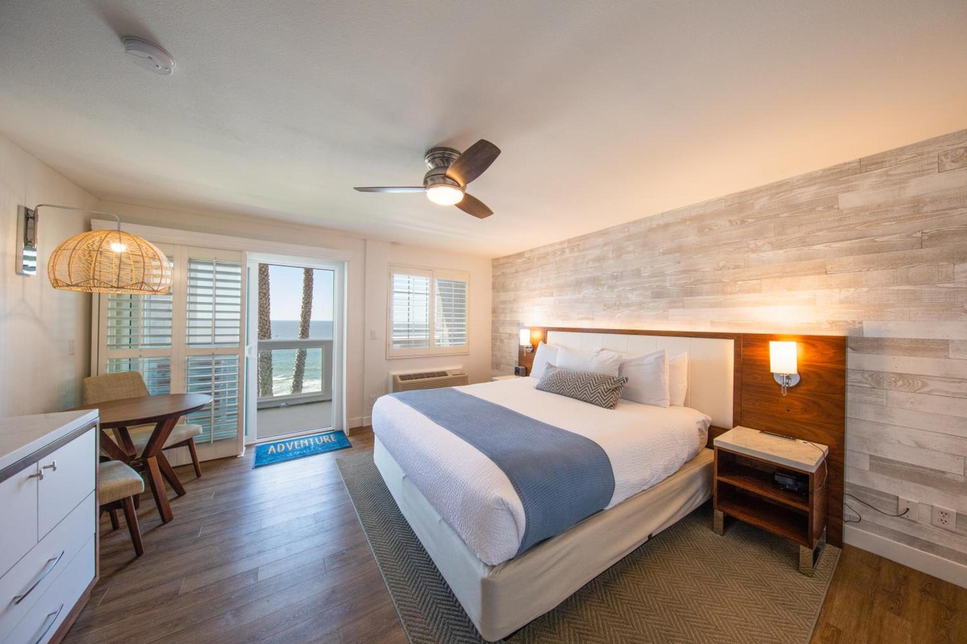 SeaCrest Oceanfront Hotel photo 13