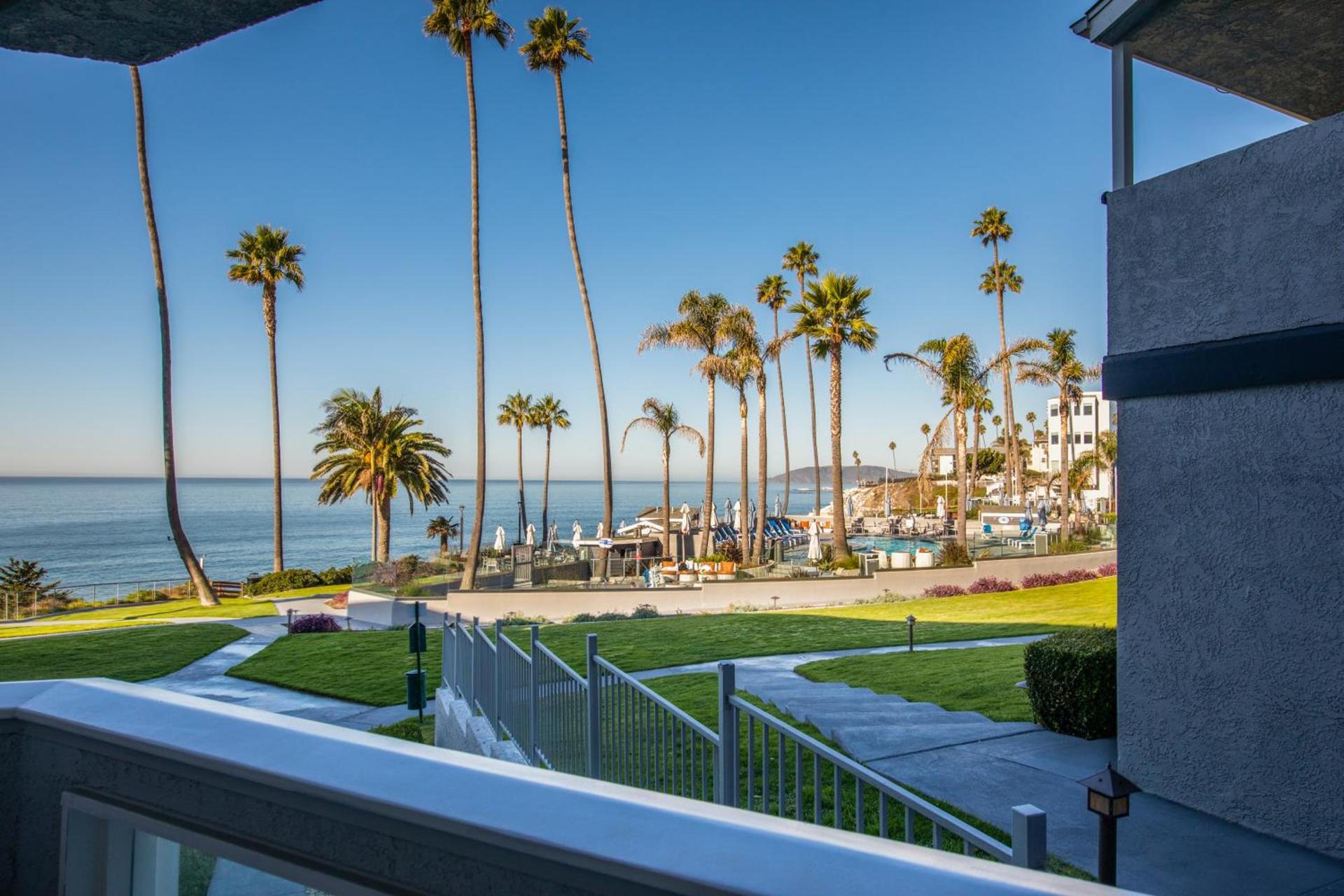 SeaCrest Oceanfront Hotel photo 11