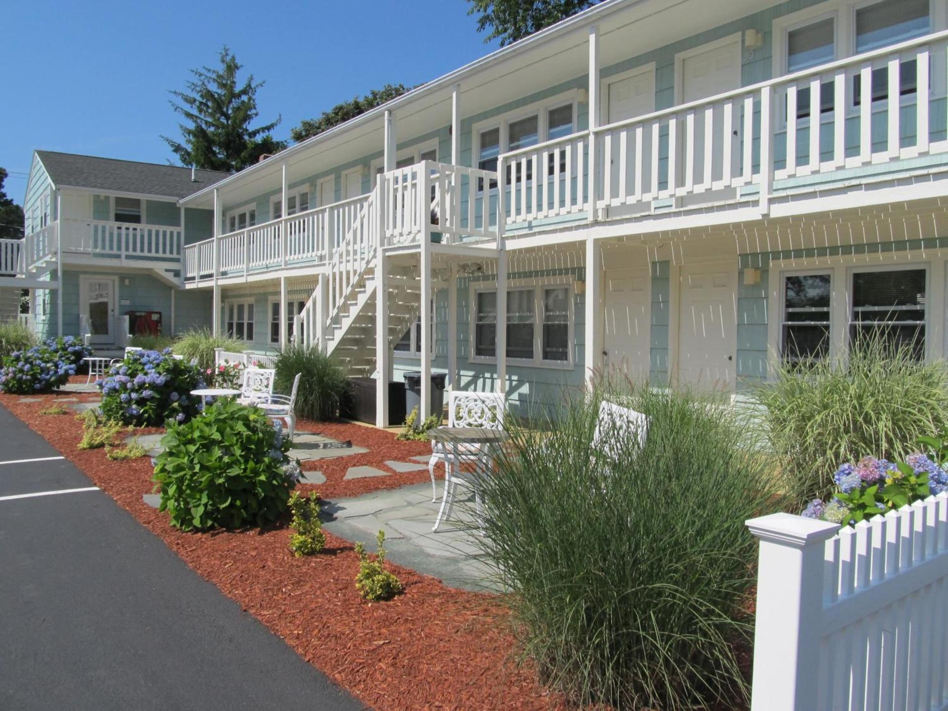 The Escape Inn photo 24