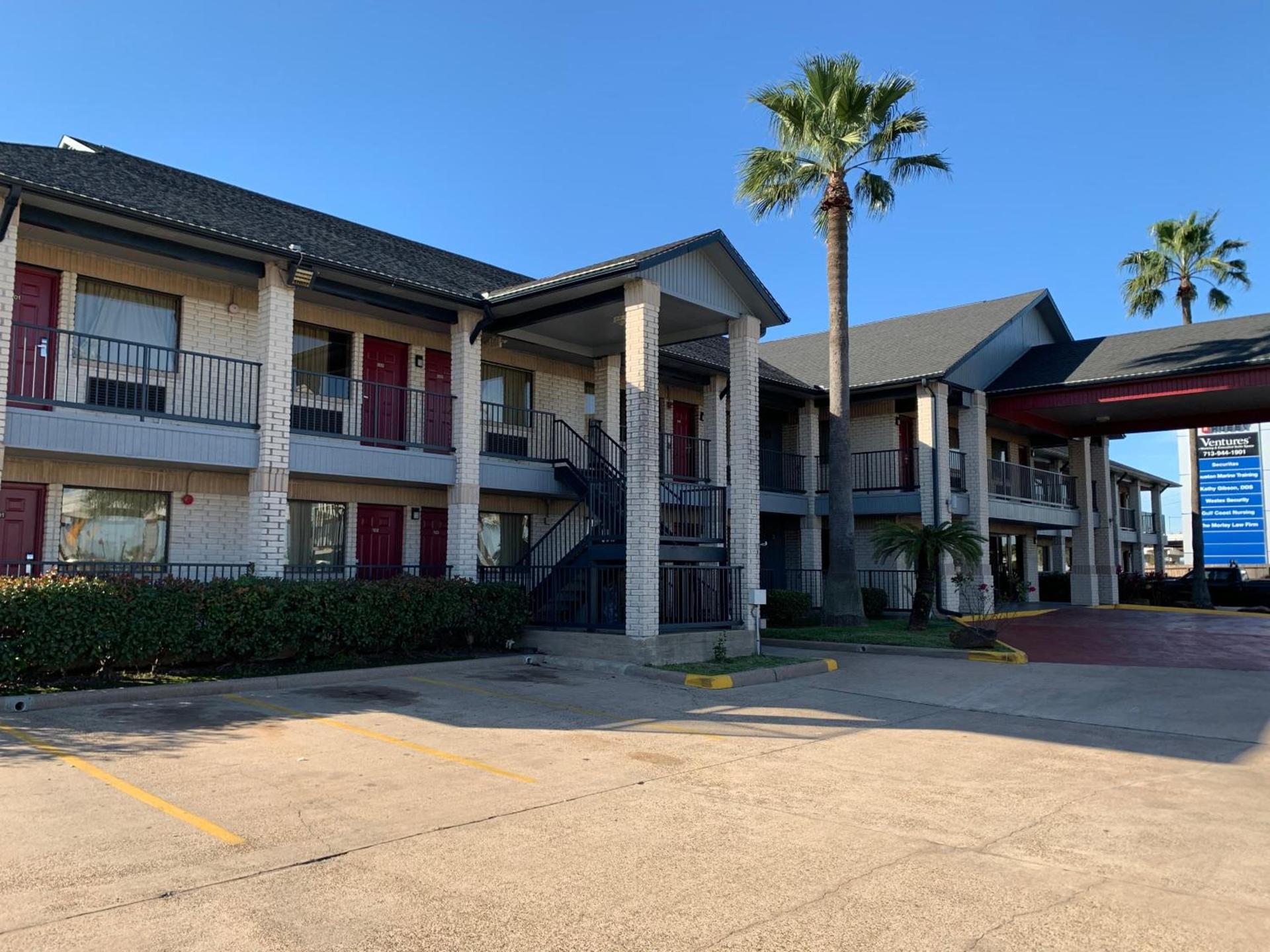 Americas Best Value Inn Hobby Airport photo 4