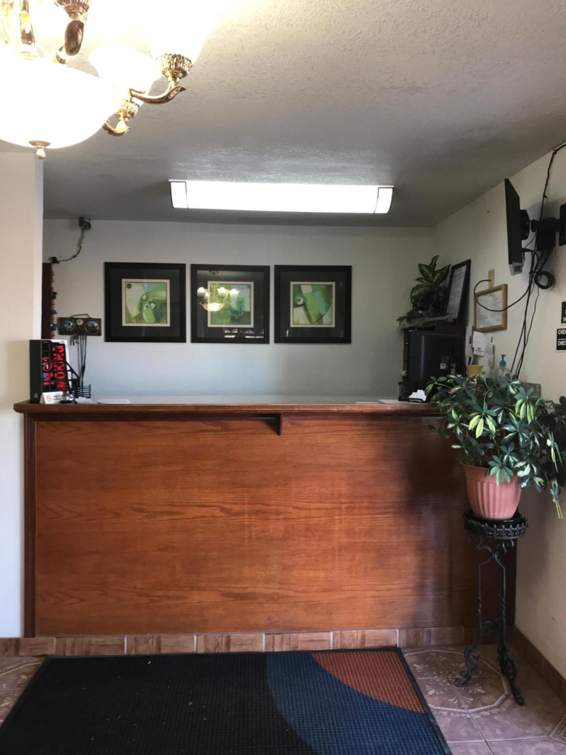 Interstate Motel photo 6