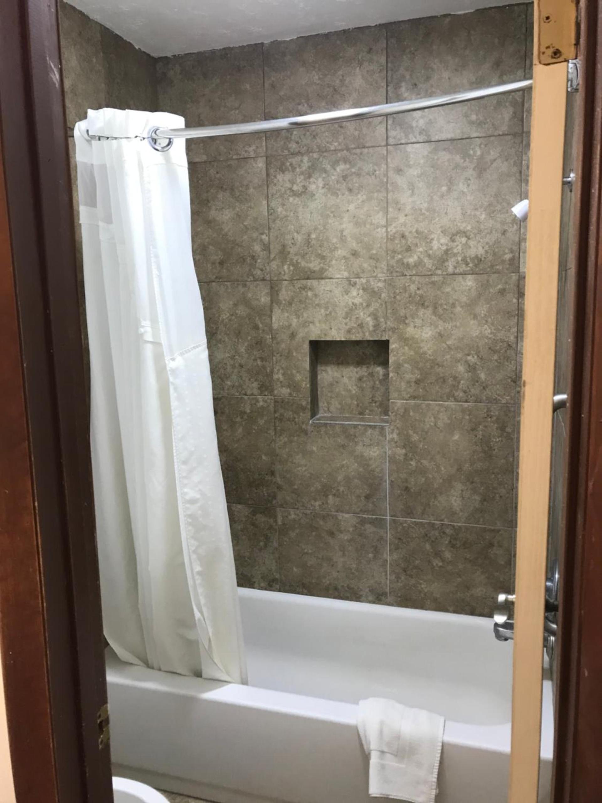Interstate Motel photo 9