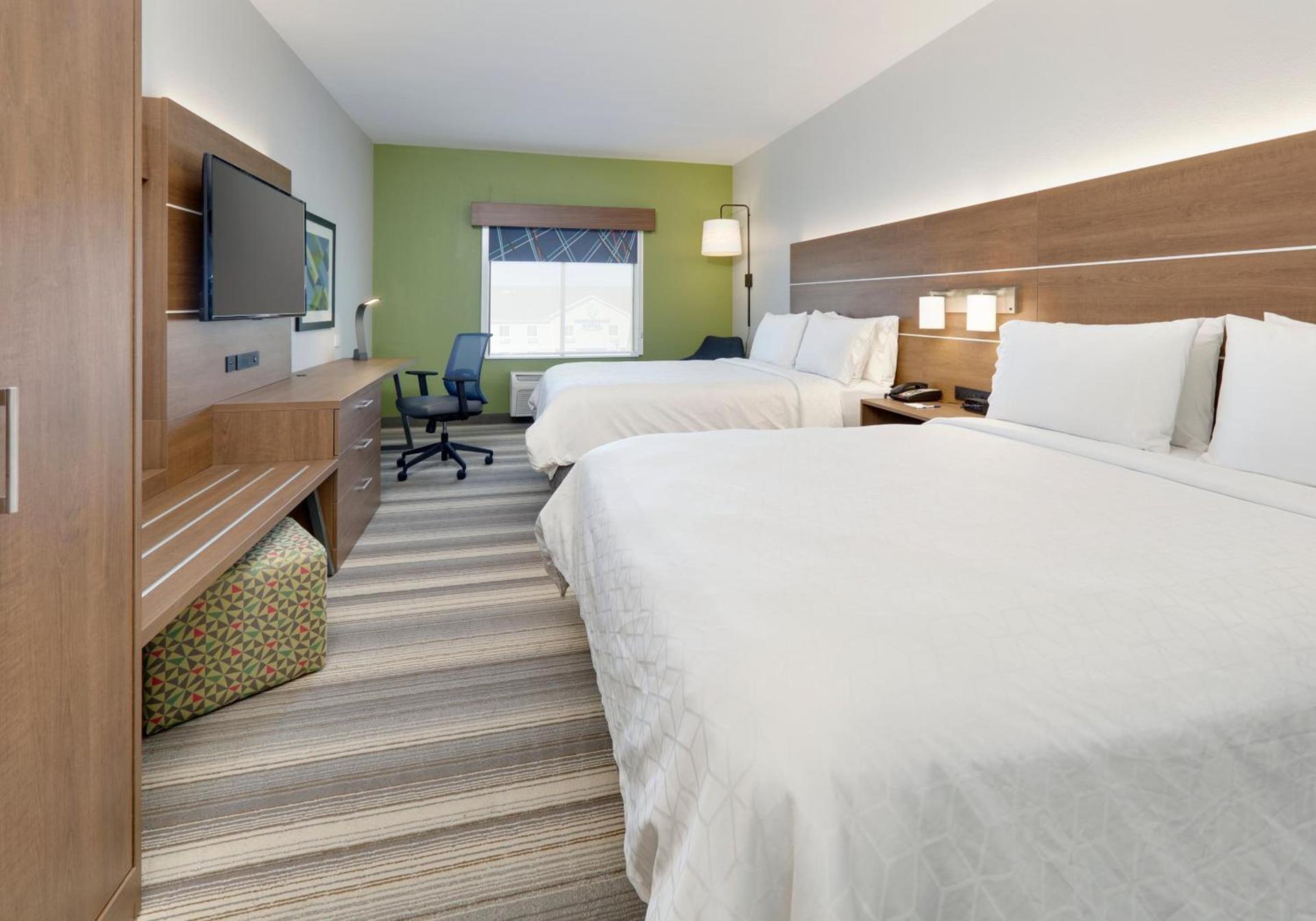 Holiday Inn Express & Suites - Denton North by IHG photo 40