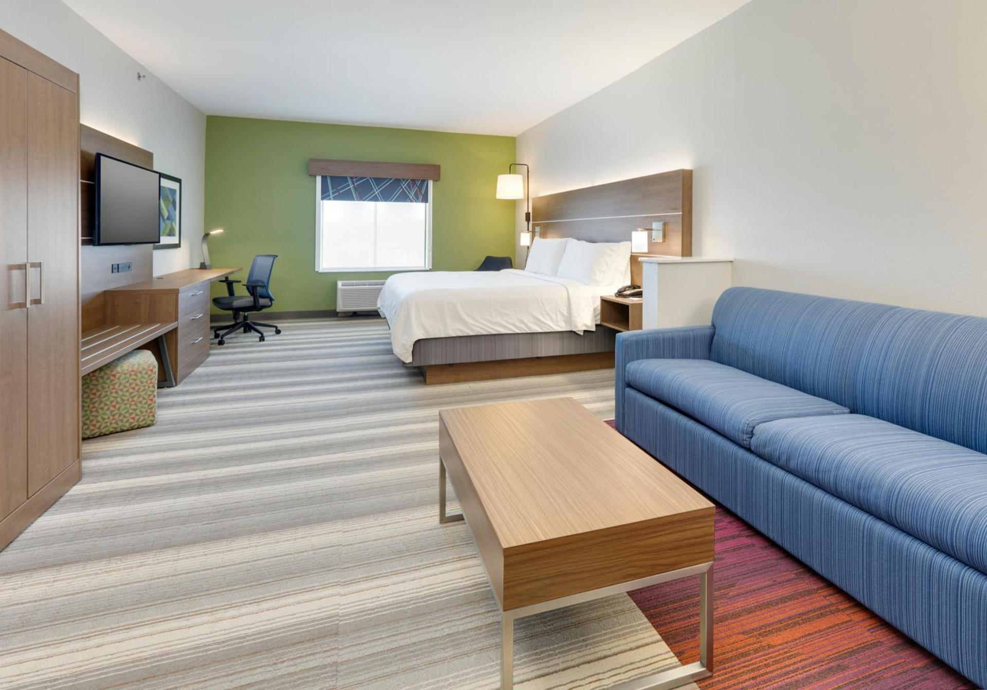Holiday Inn Express & Suites - Denton North by IHG photo 46