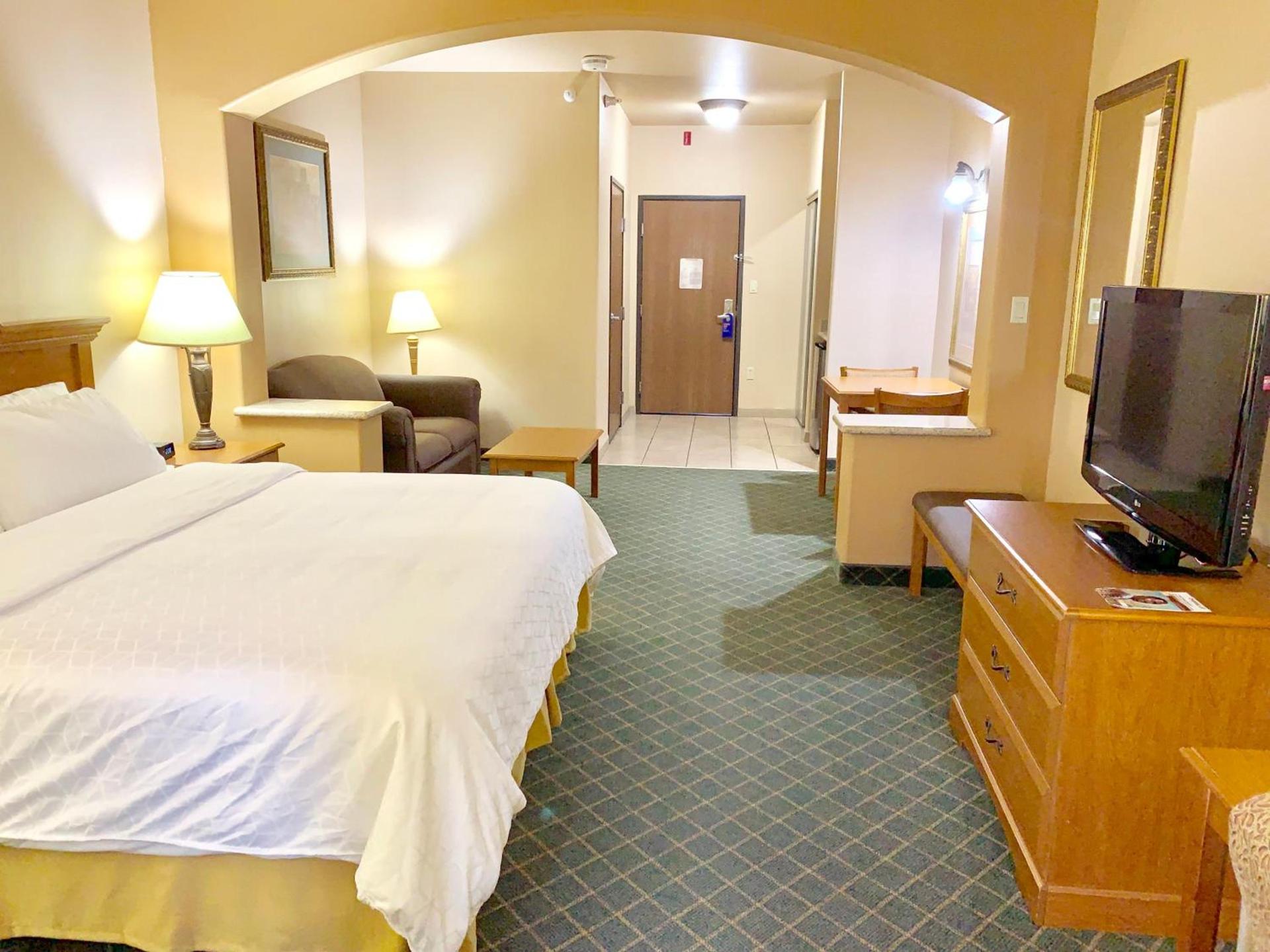Holiday Inn Express Hotel and Suites Alice by IHG photo 23