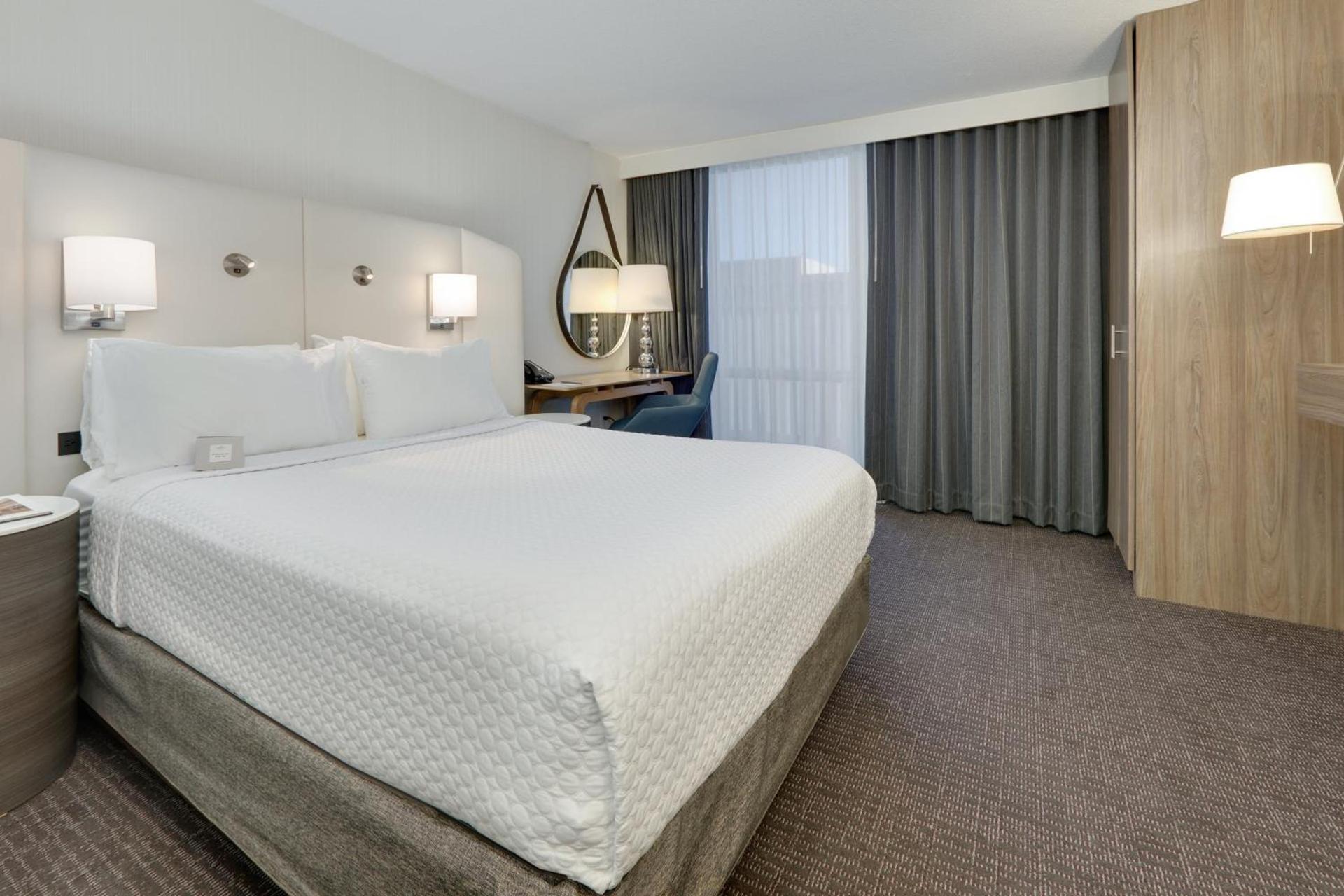 Crowne Plaza Dallas Downtown by IHG photo 19