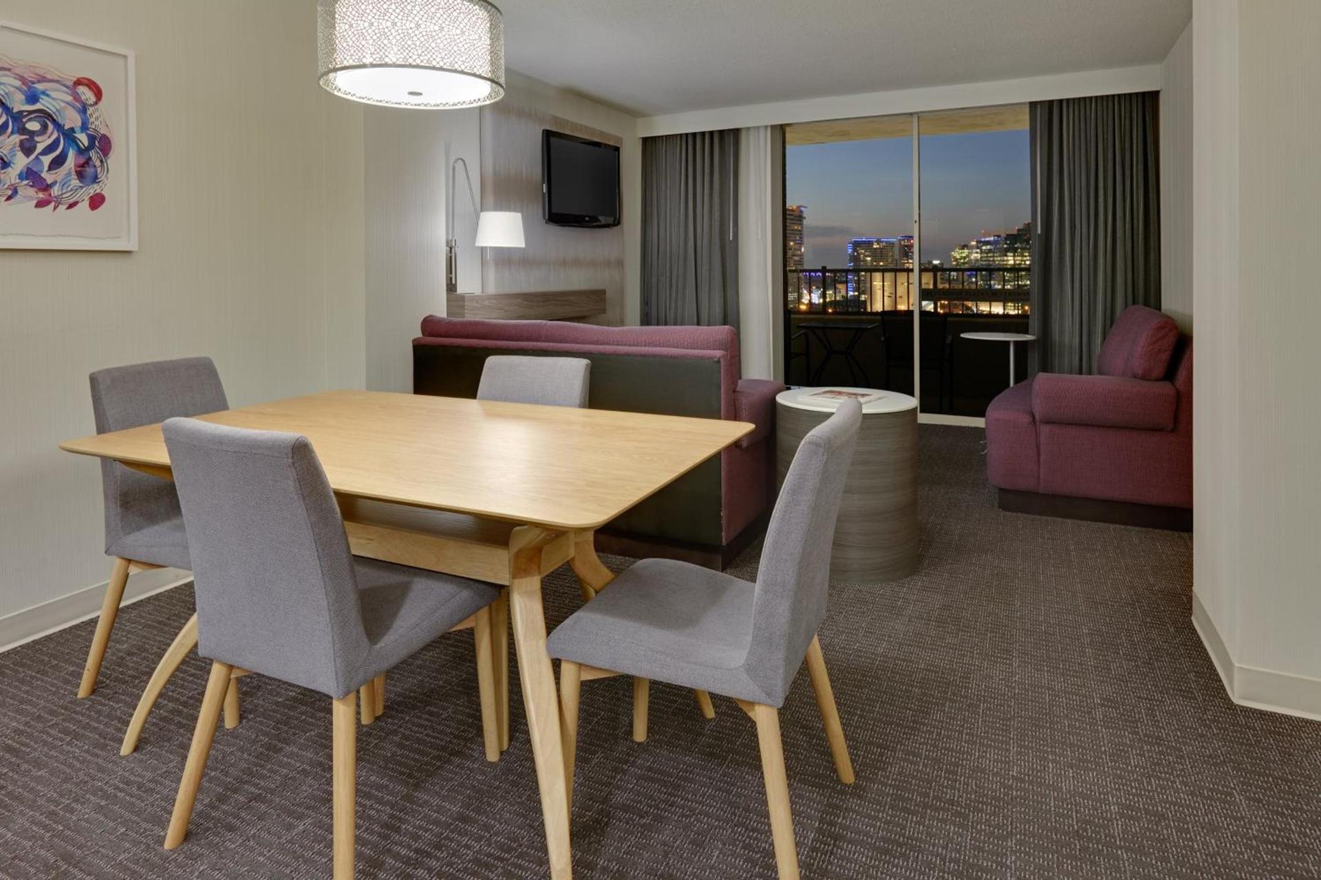 Crowne Plaza Dallas Downtown by IHG photo 30