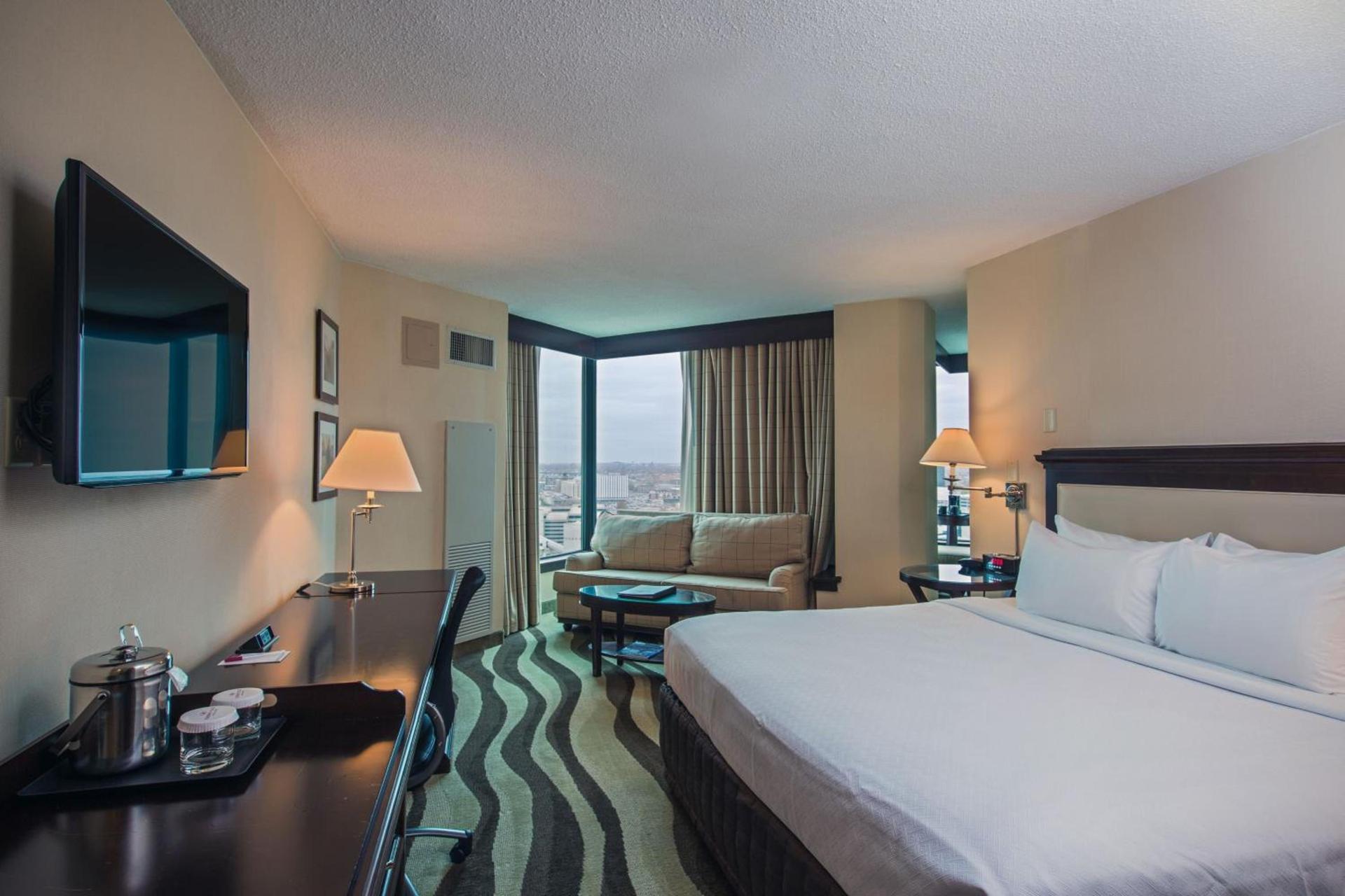 Fort Pontchartrain Detroit, a Wyndham Hotel photo 9