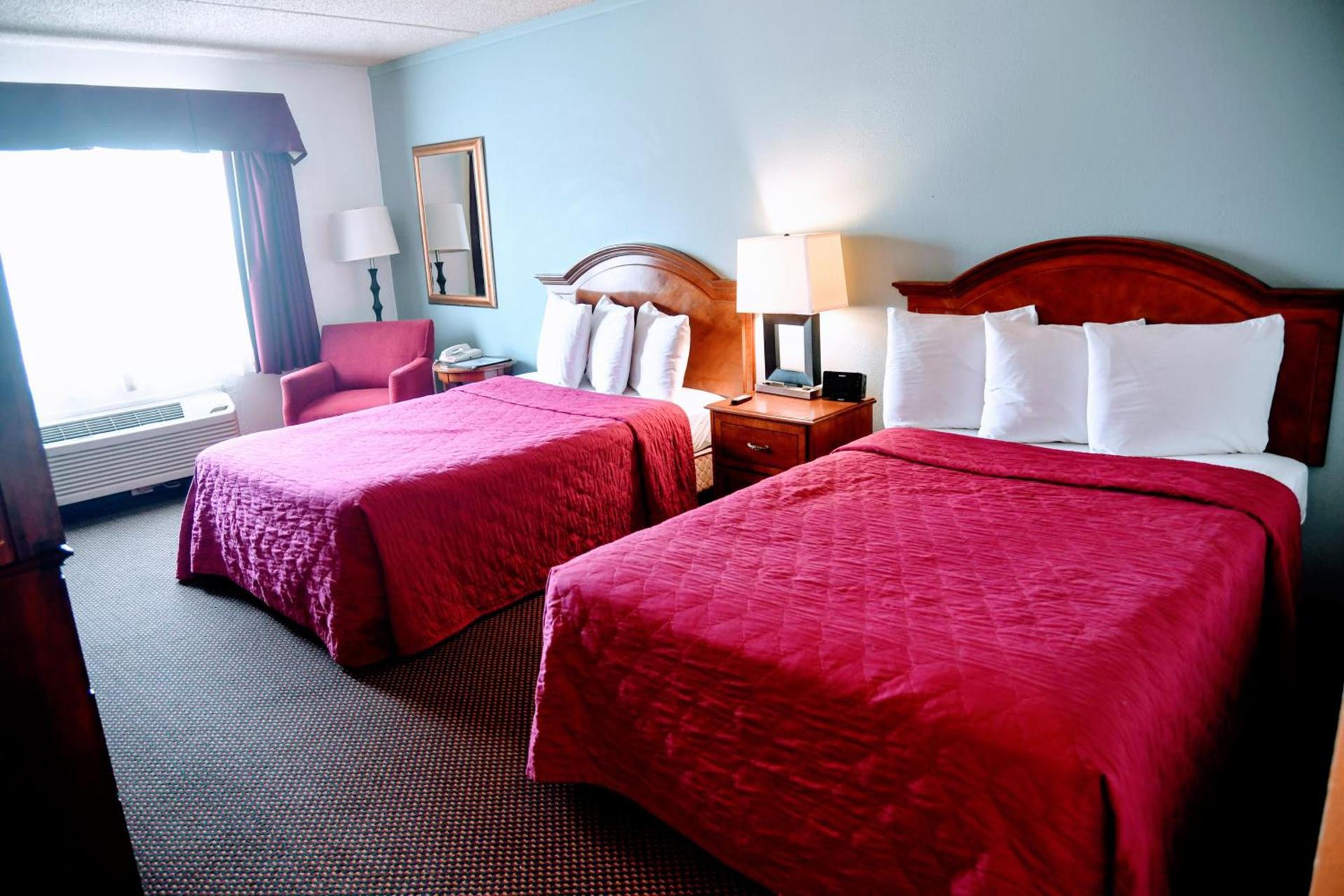 Douglas Inn and Conference Center photo 14