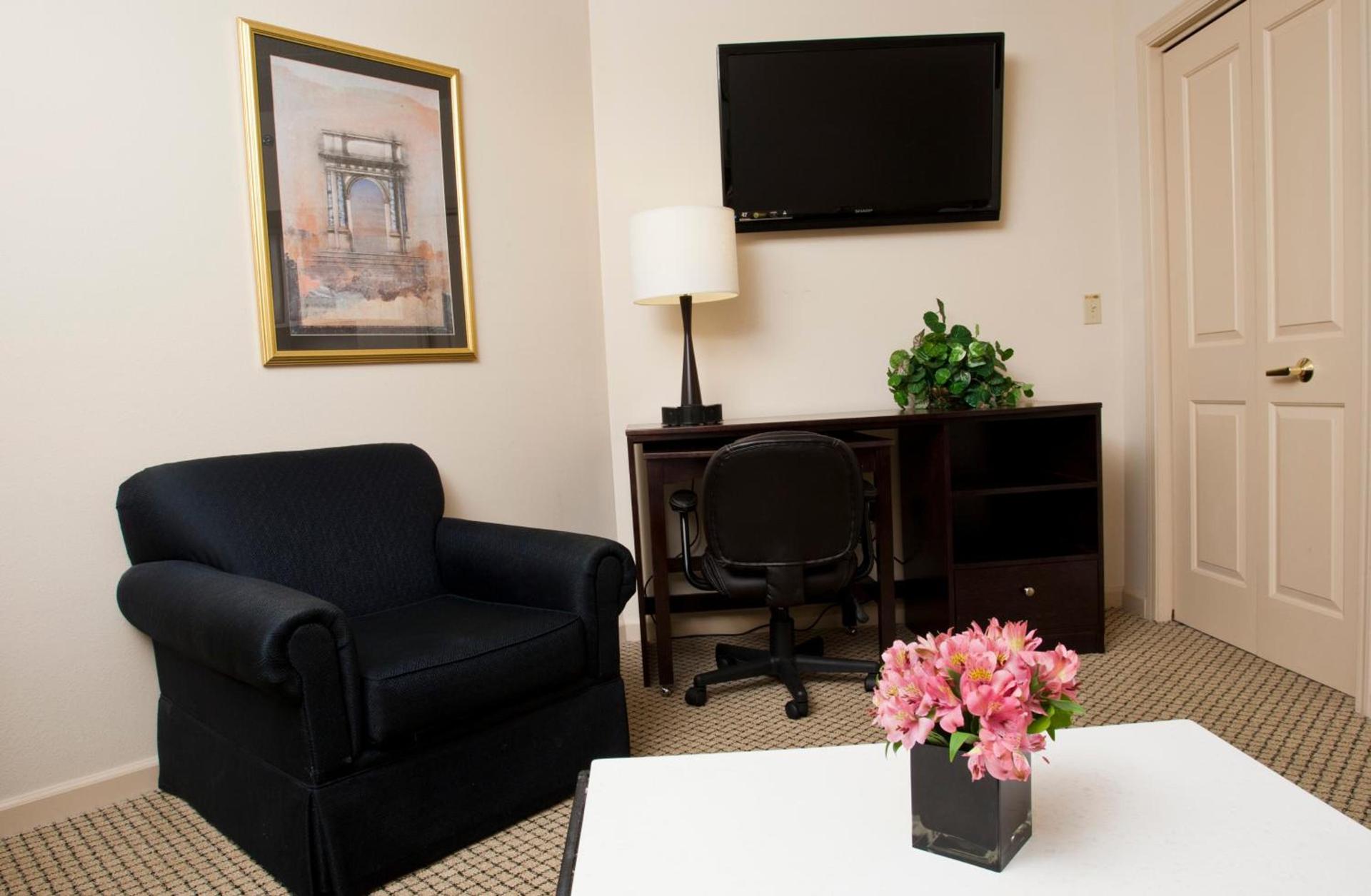Bella Vista Suites Lake Geneva photo 9