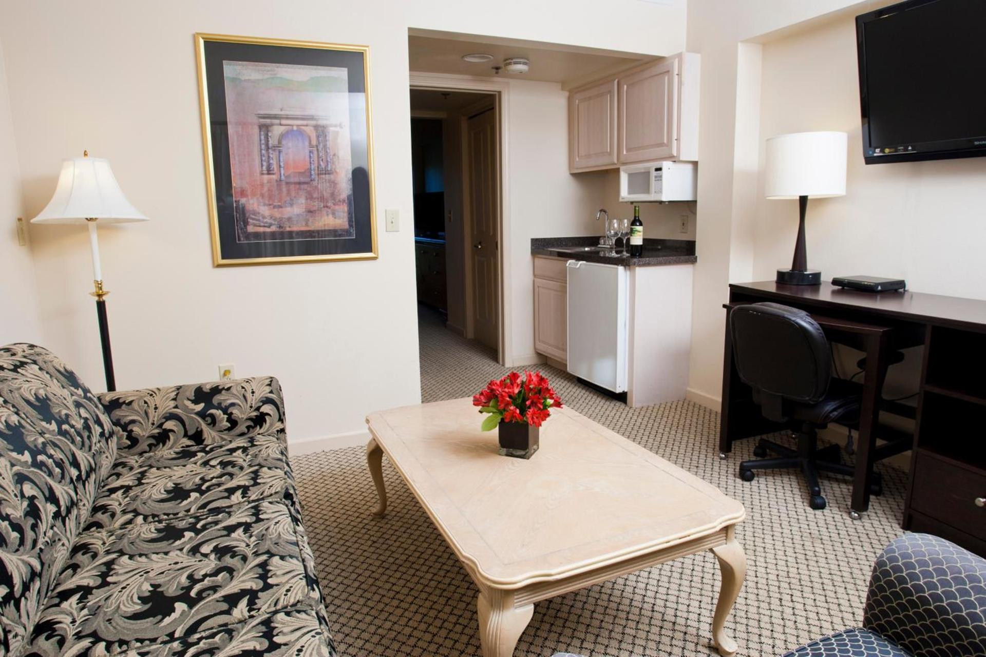 Bella Vista Suites Lake Geneva photo 12
