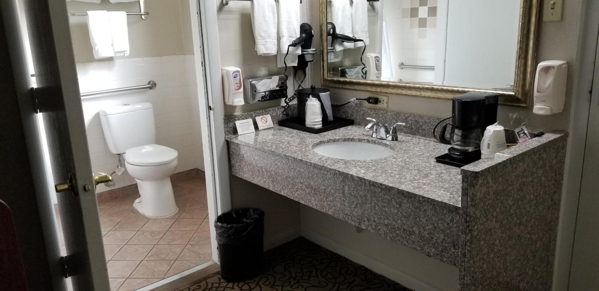 Days Inn & Suites by Wyndham Trinidad photo 31