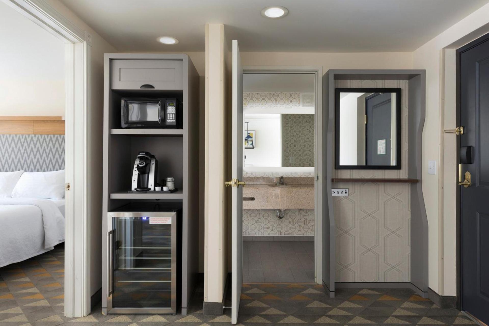 Holiday Inn - Bloomington W MSP Airport Area by IHG photo 28
