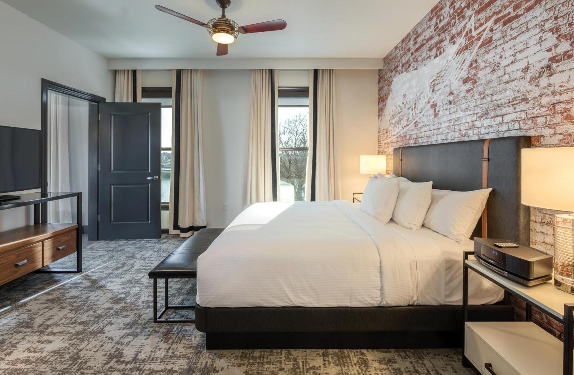 WorldMark Portland Waterfront Park photo 39