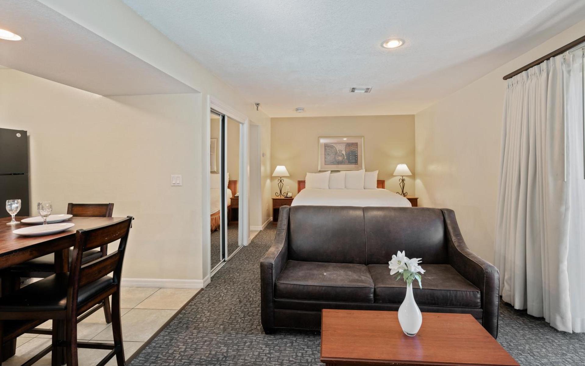 Chase Suite Hotel Rocky Point Tampa photo 17