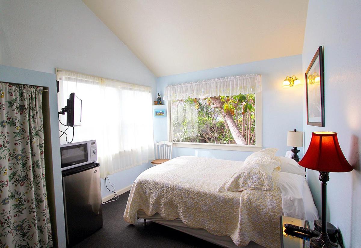 Harbor Inn photo 6