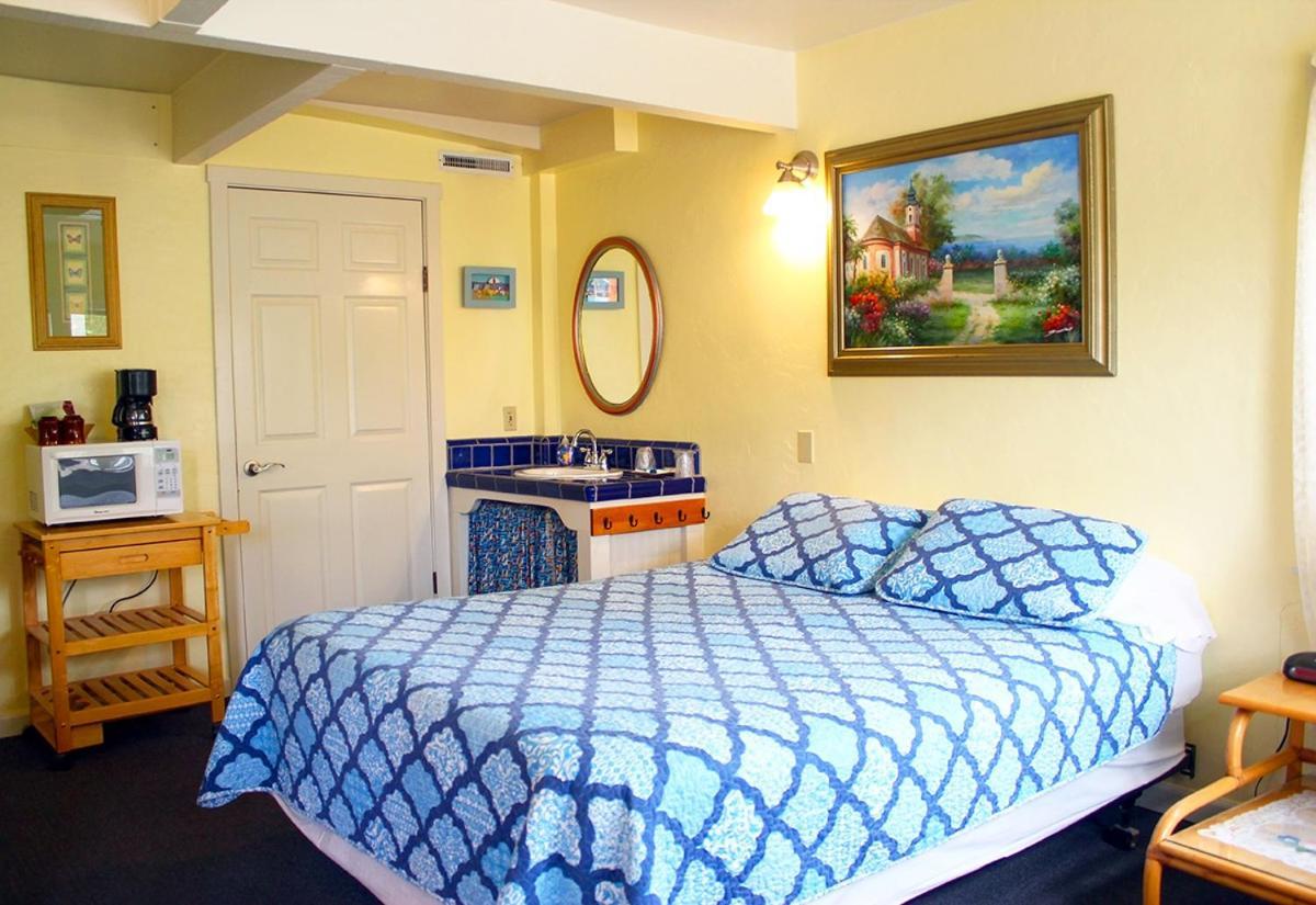 Harbor Inn photo 3