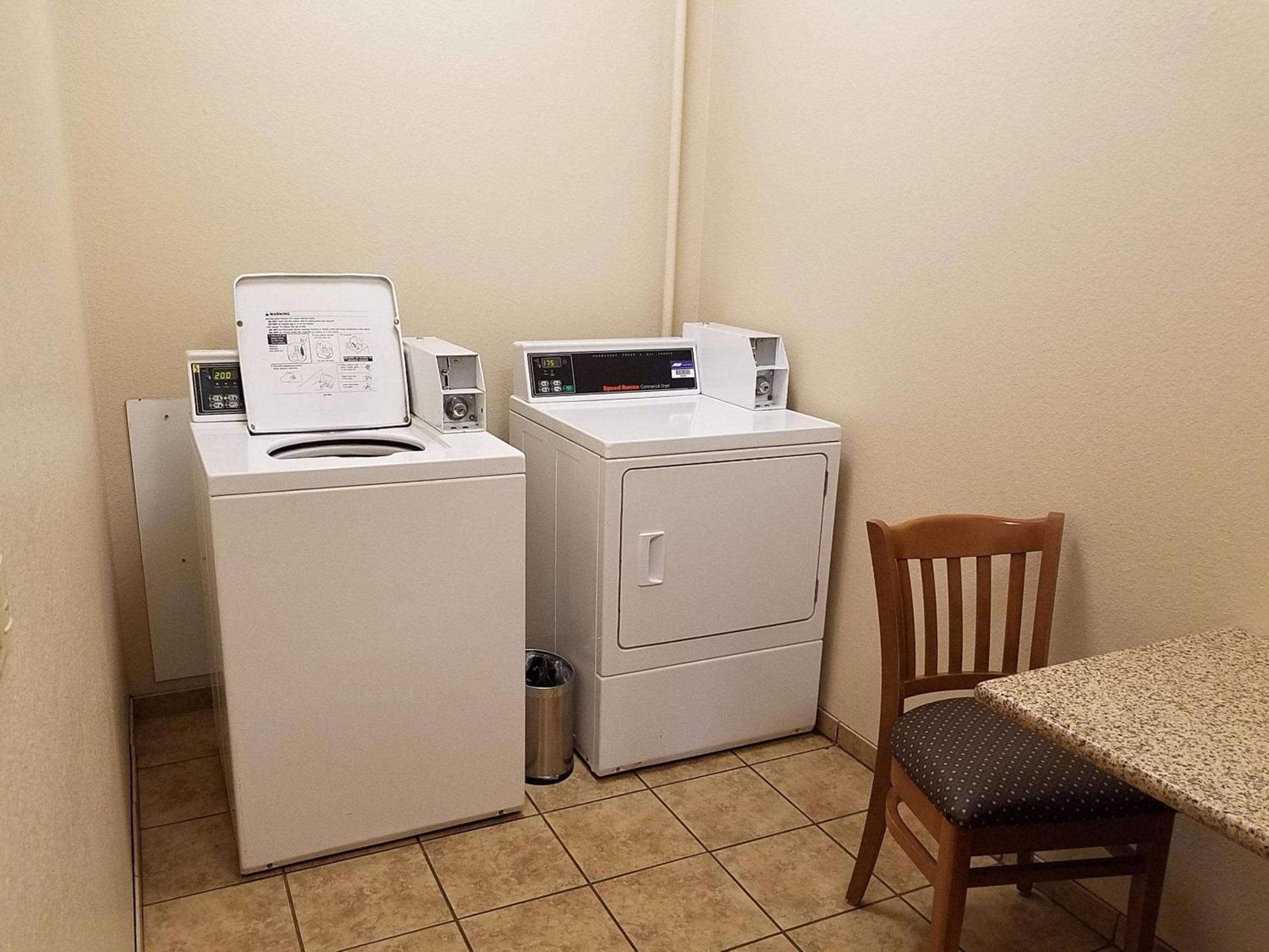 Best Western El-Quartelejo Inn & Suites photo 18