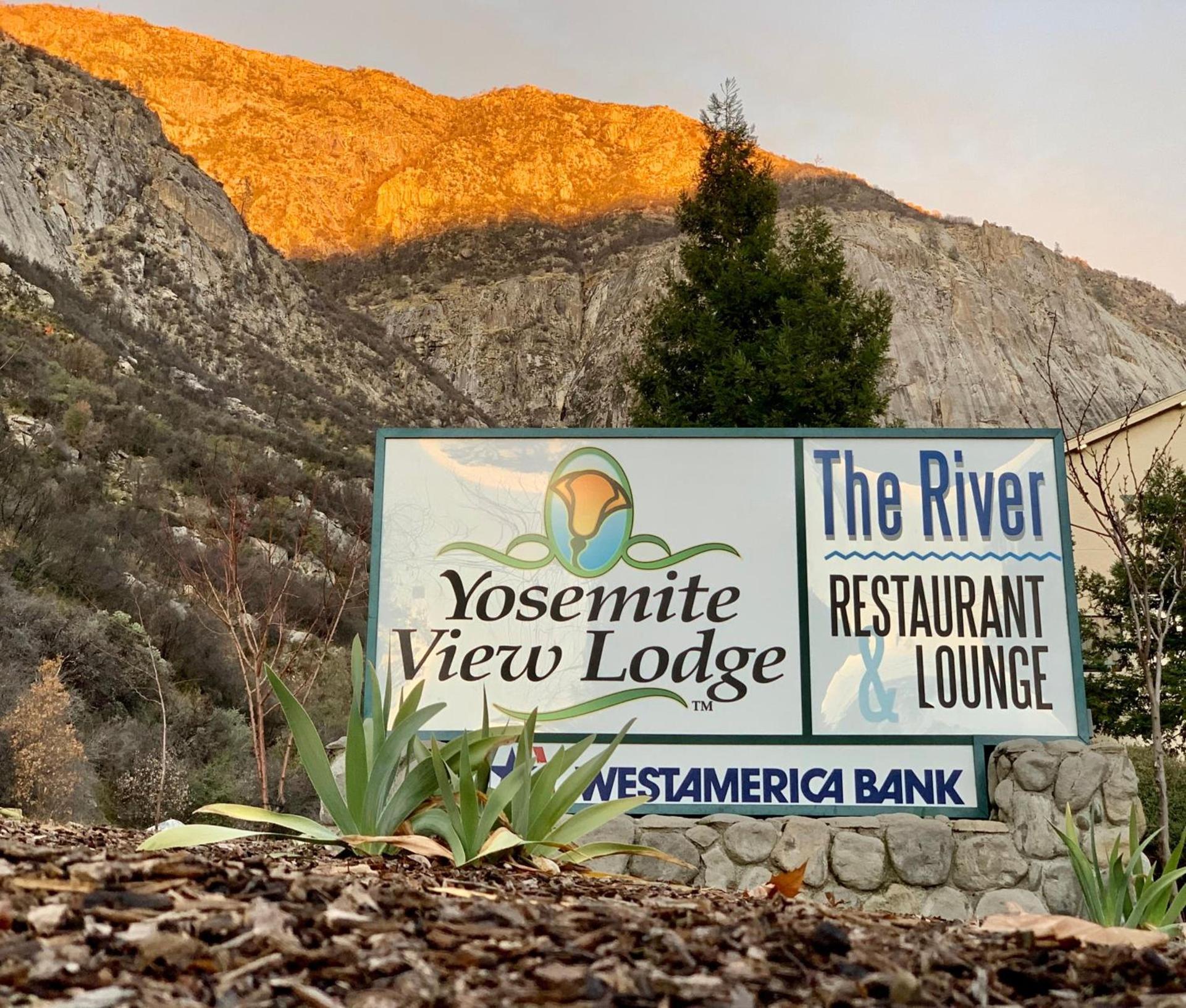 Yosemite View Lodge photo 22