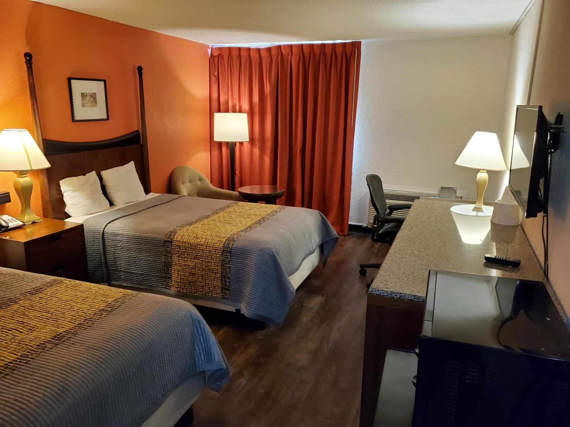 Jackson Hotel And Convention Center photo 2