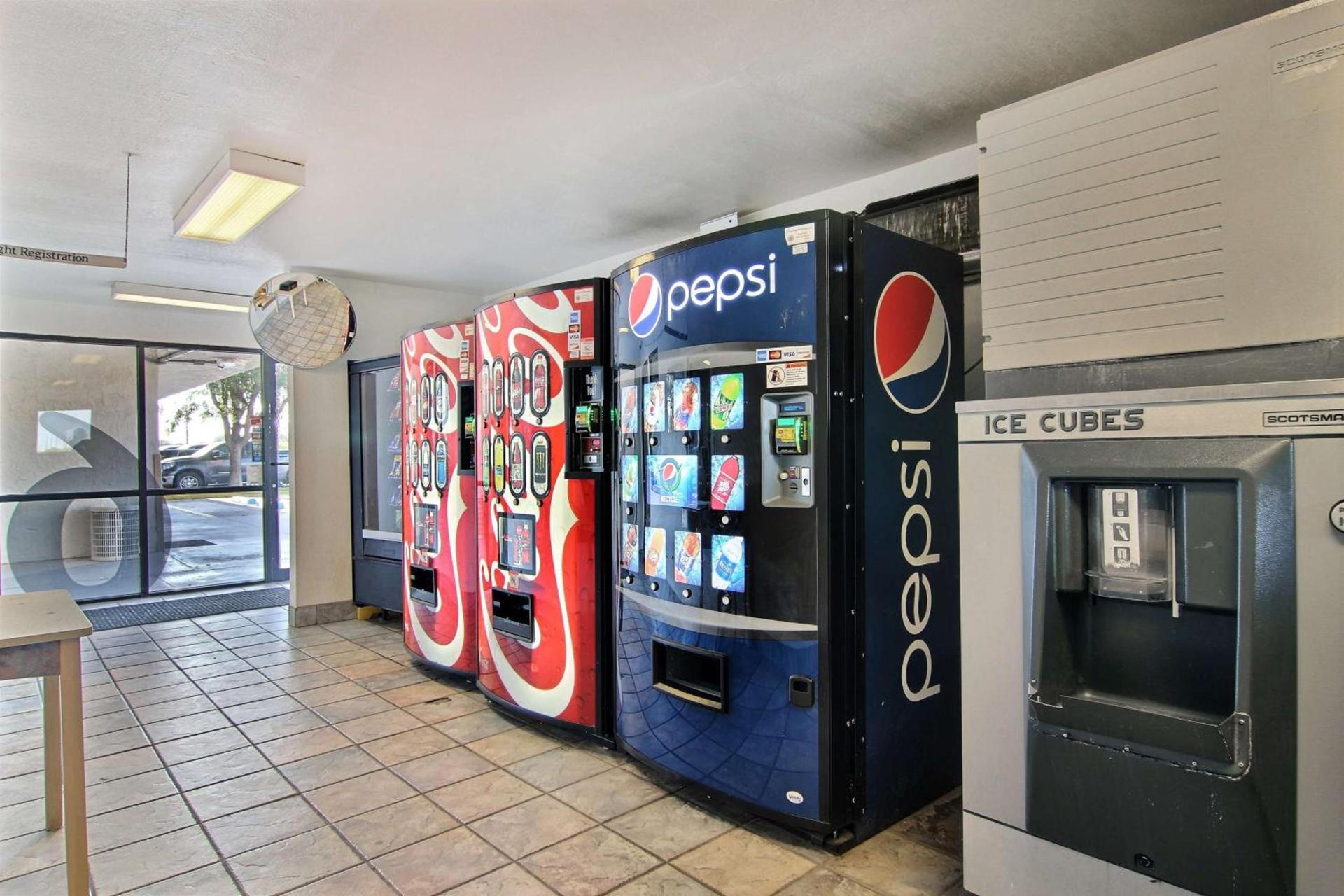 Motel 6-Lubbock, TX photo 31