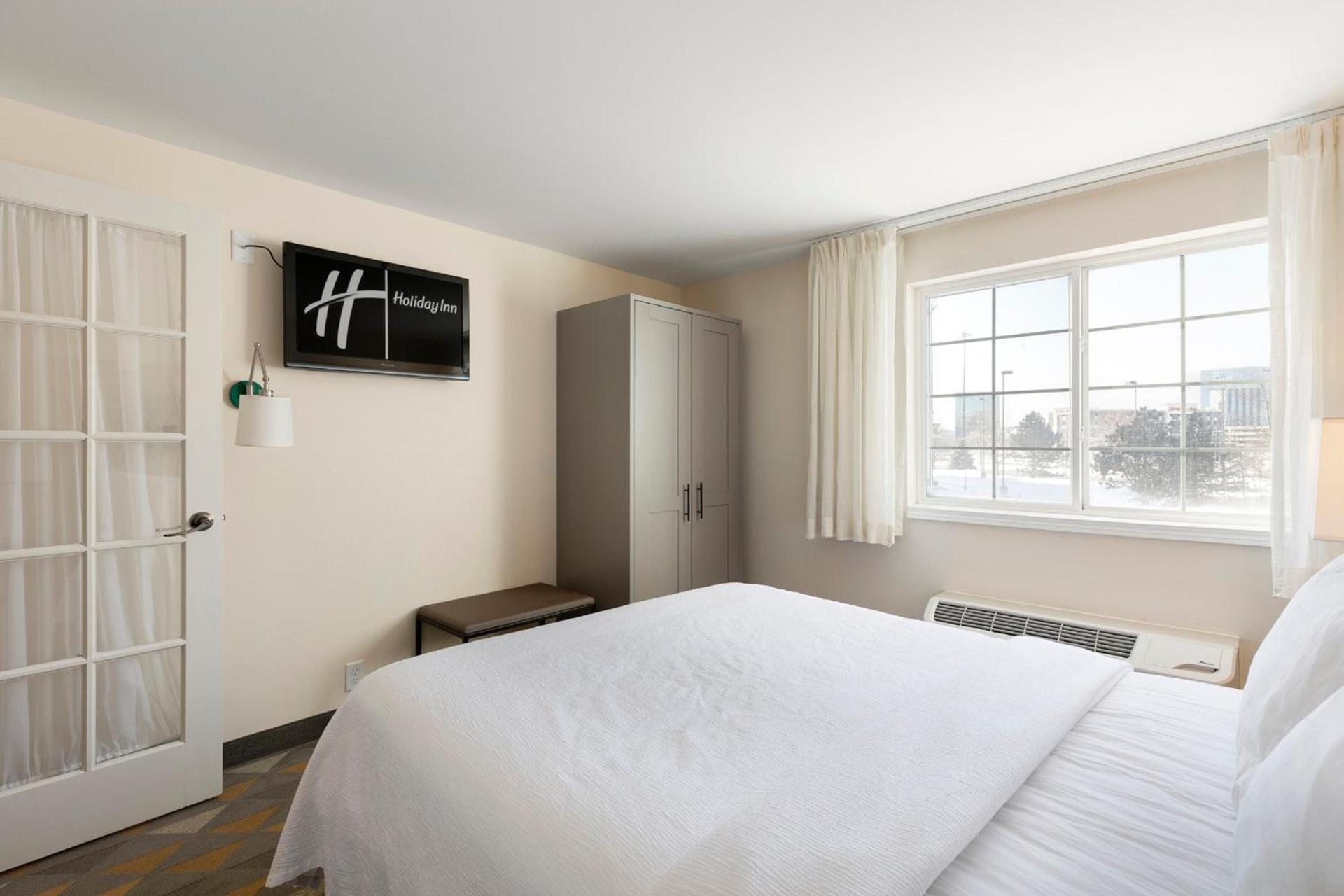 Holiday Inn - Bloomington W MSP Airport Area by IHG photo 49